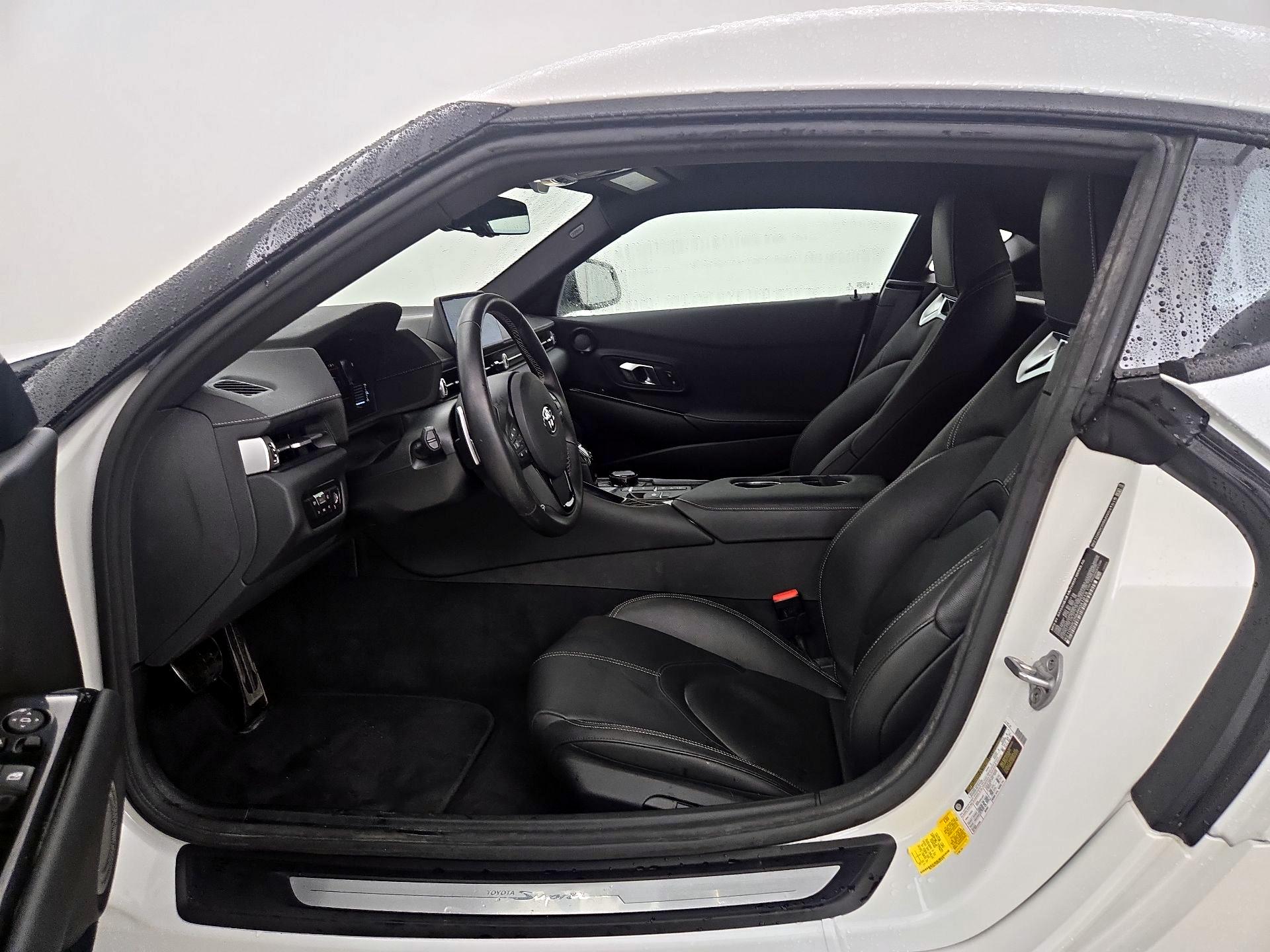 Thumbnail: 2021 Toyota Supra - 11