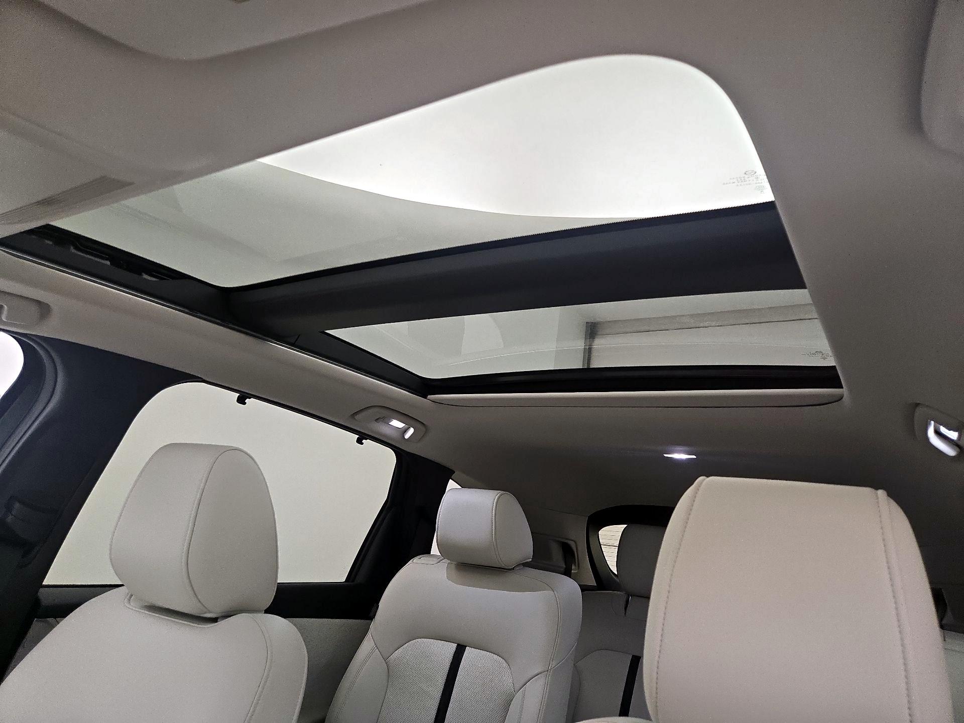 Thumbnail: 2024 Mazda CX-90 - 18