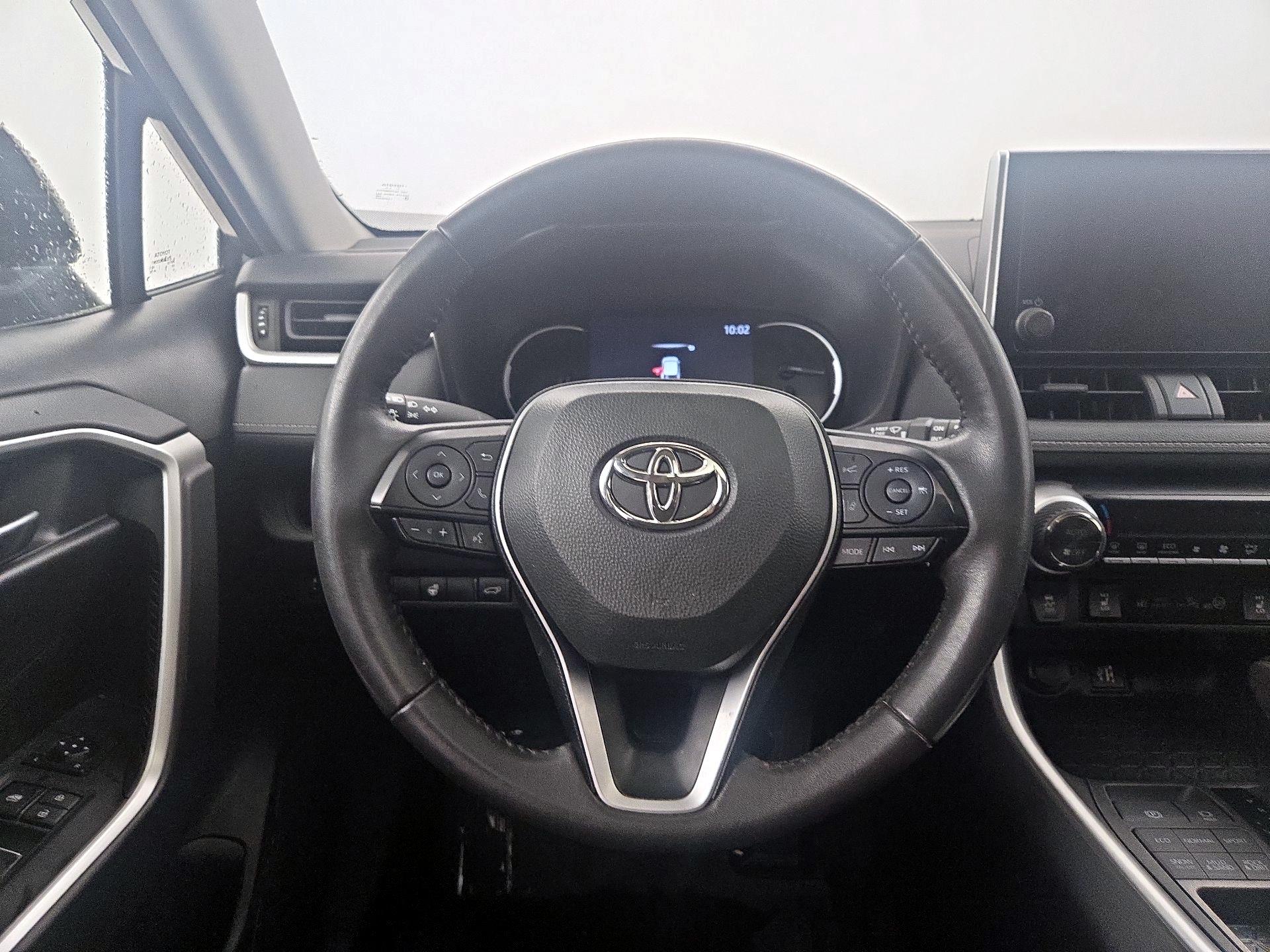 Thumbnail: 2023 Toyota RAV4 - 10