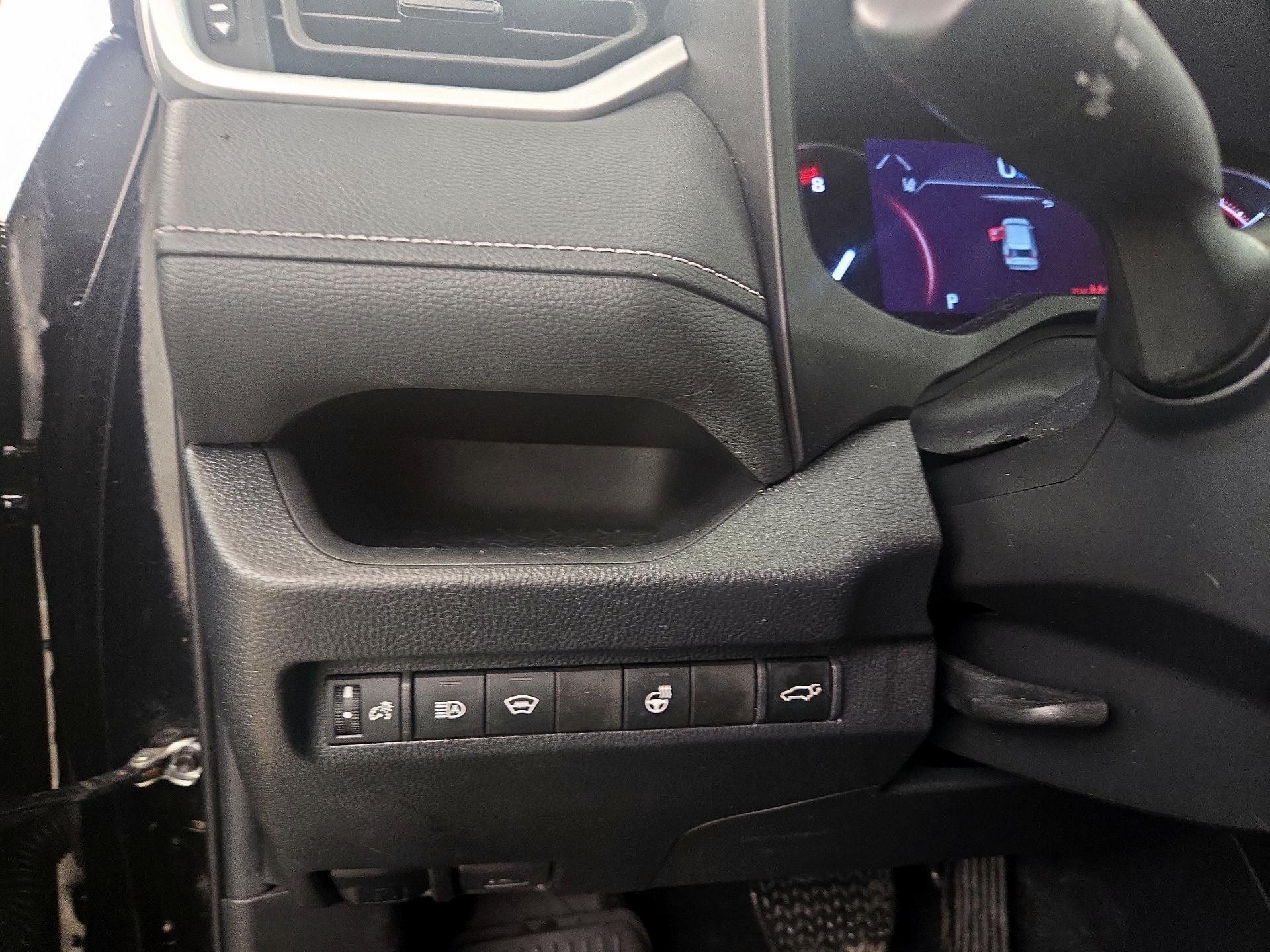 Thumbnail: 2023 Toyota RAV4 - 13