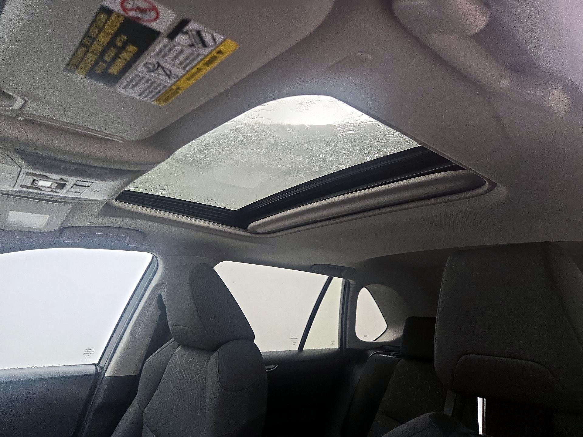 Thumbnail: 2023 Toyota RAV4 - 19