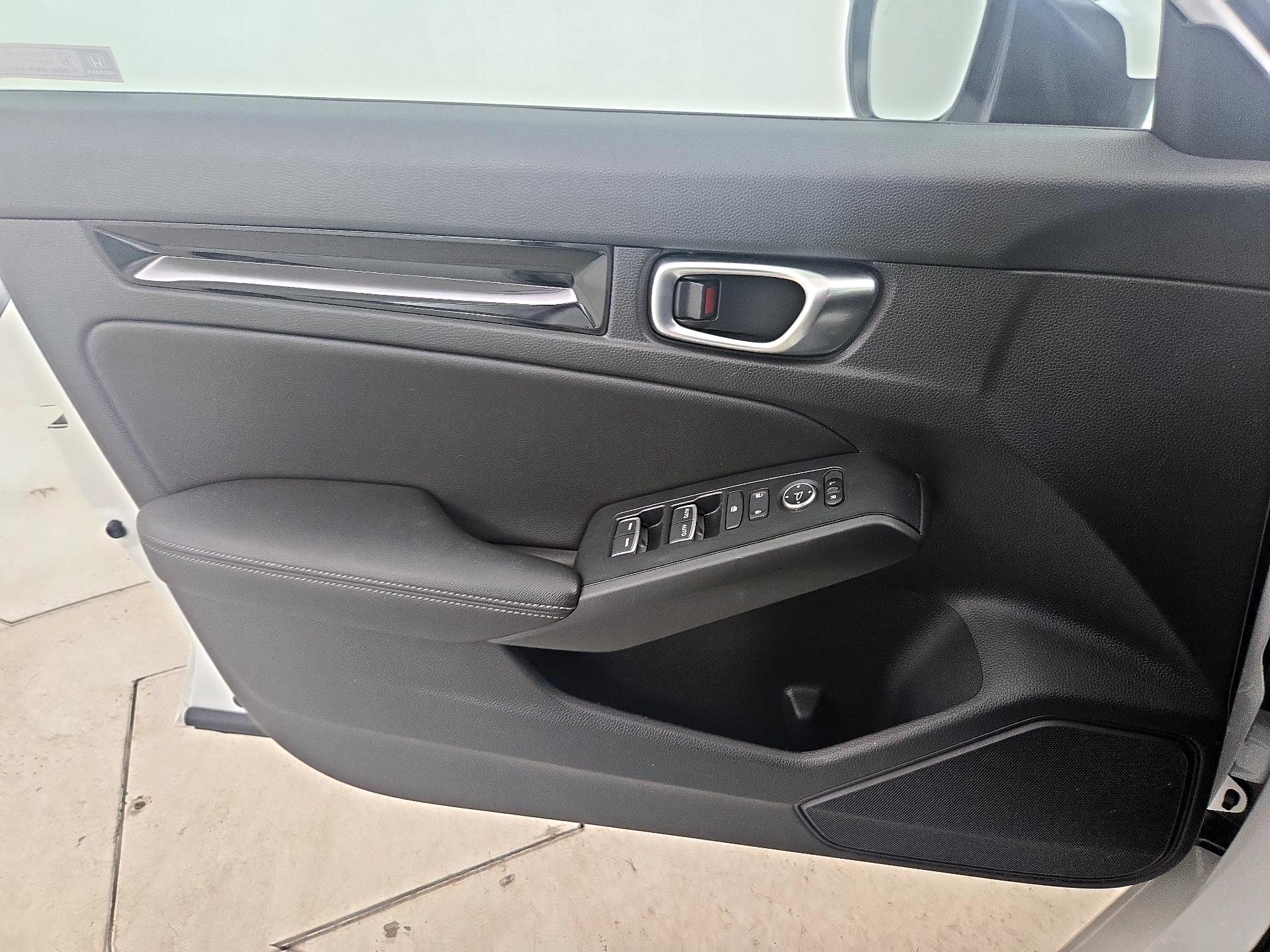 Thumbnail: 2023 Honda Civic - 12