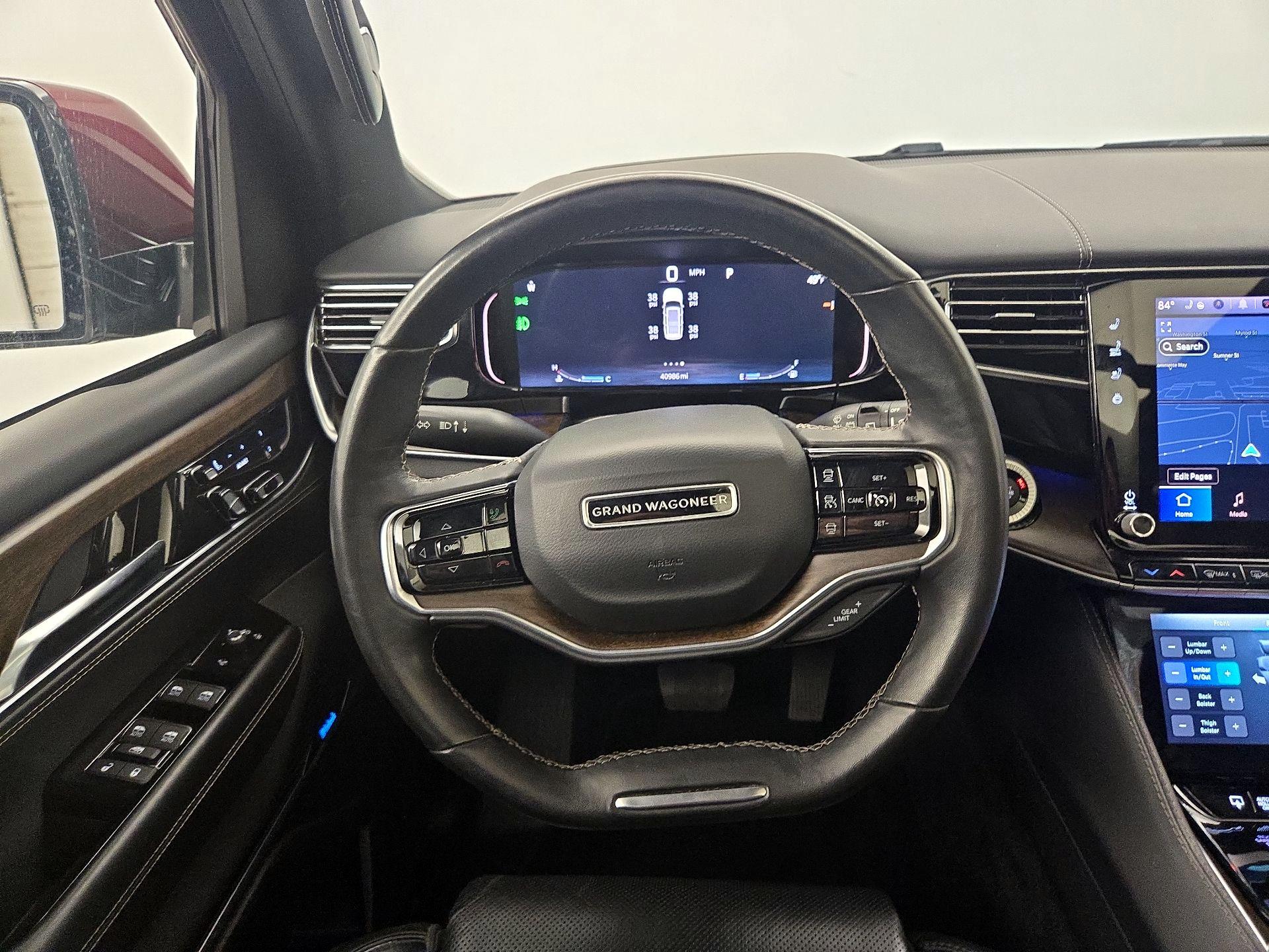 Thumbnail: 2022 Jeep Grand Wagoneer - 10