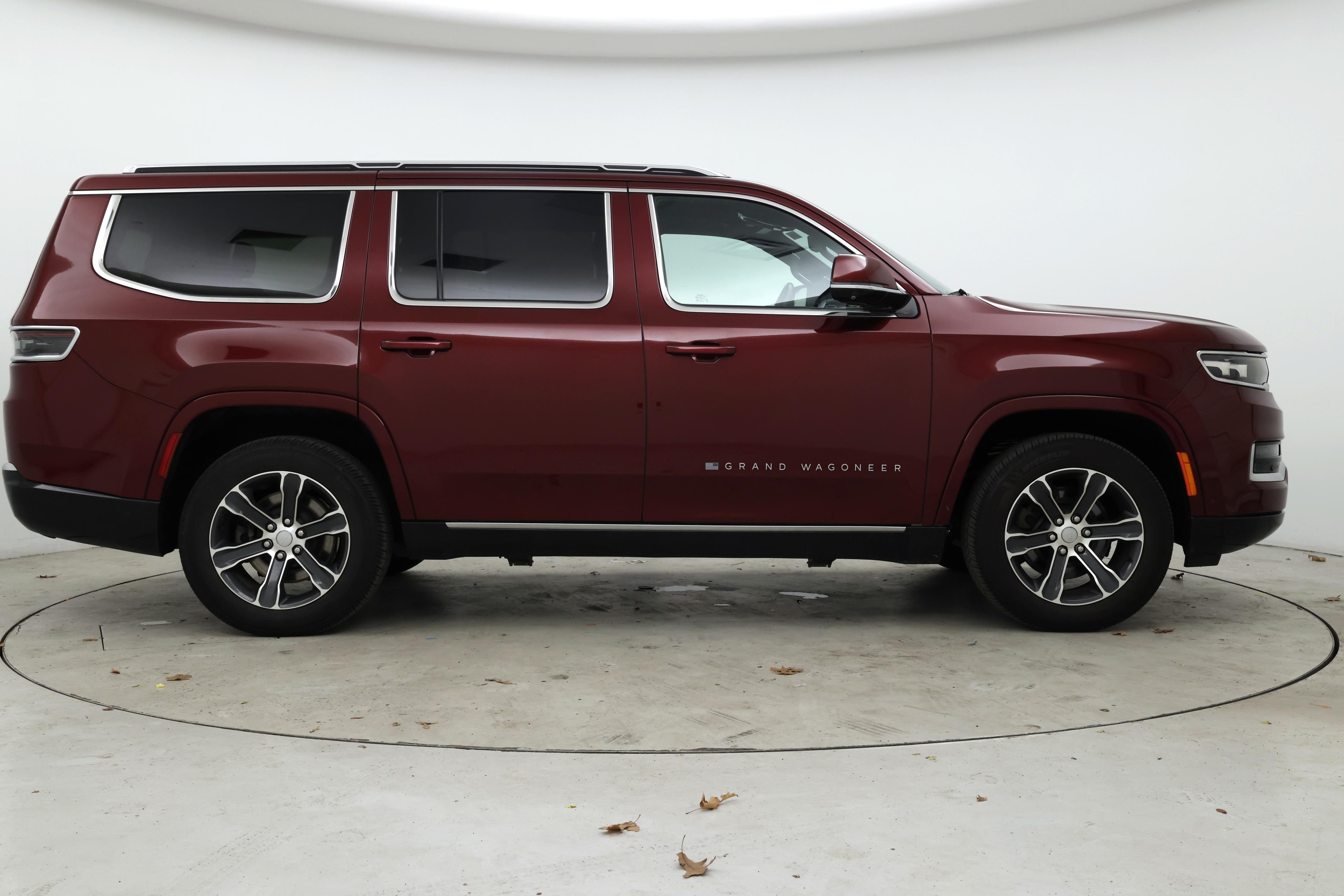 Thumbnail: 2022 Jeep Grand Wagoneer - 7
