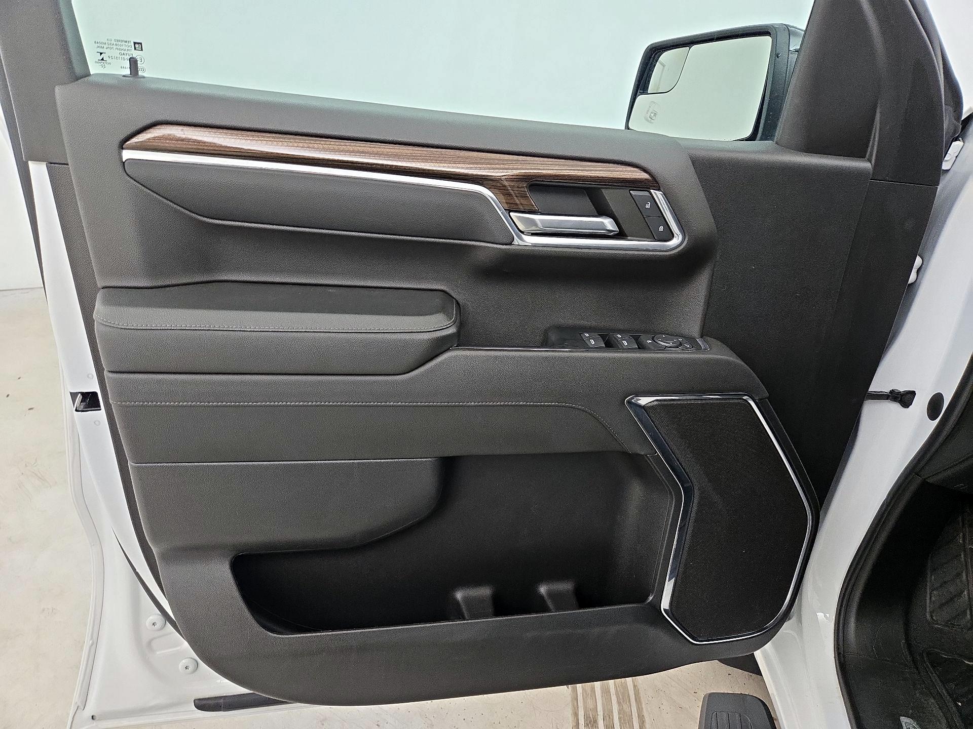 Thumbnail: 2023 Chevrolet Silverado 1500 - 12