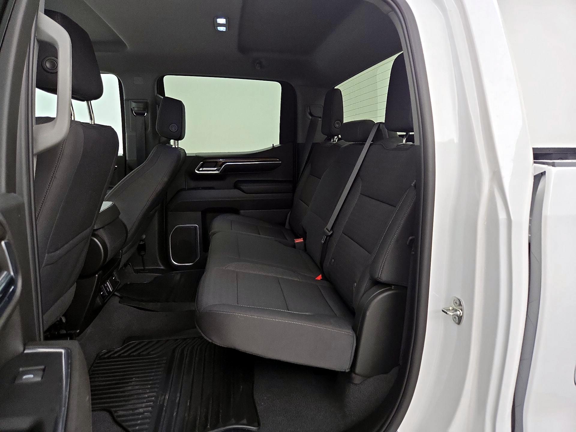 Thumbnail: 2023 Chevrolet Silverado 1500 - 19