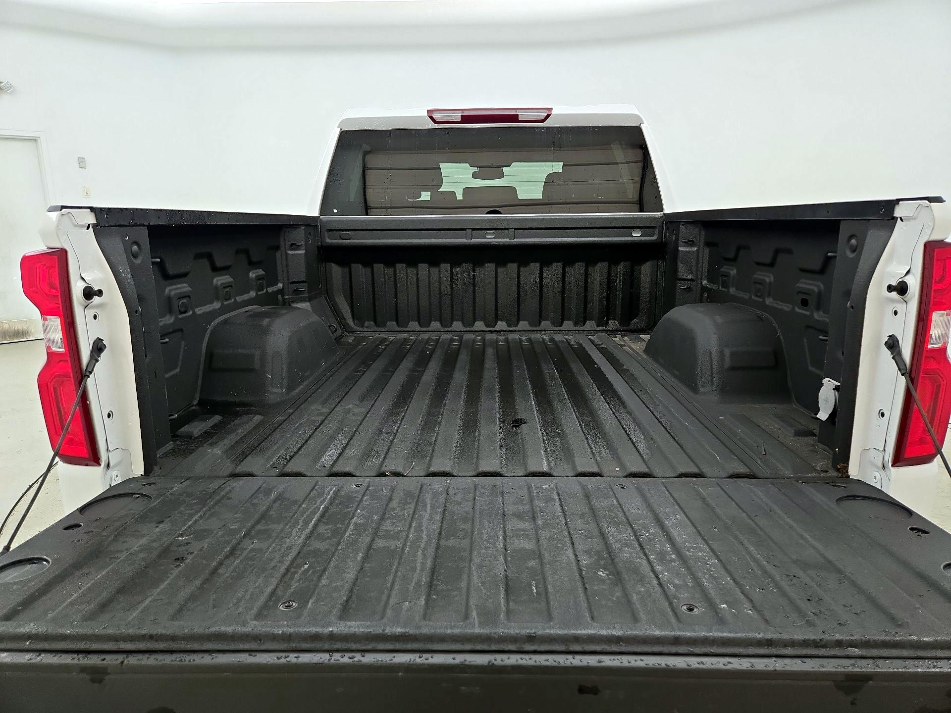 Thumbnail: 2023 Chevrolet Silverado 1500 - 20