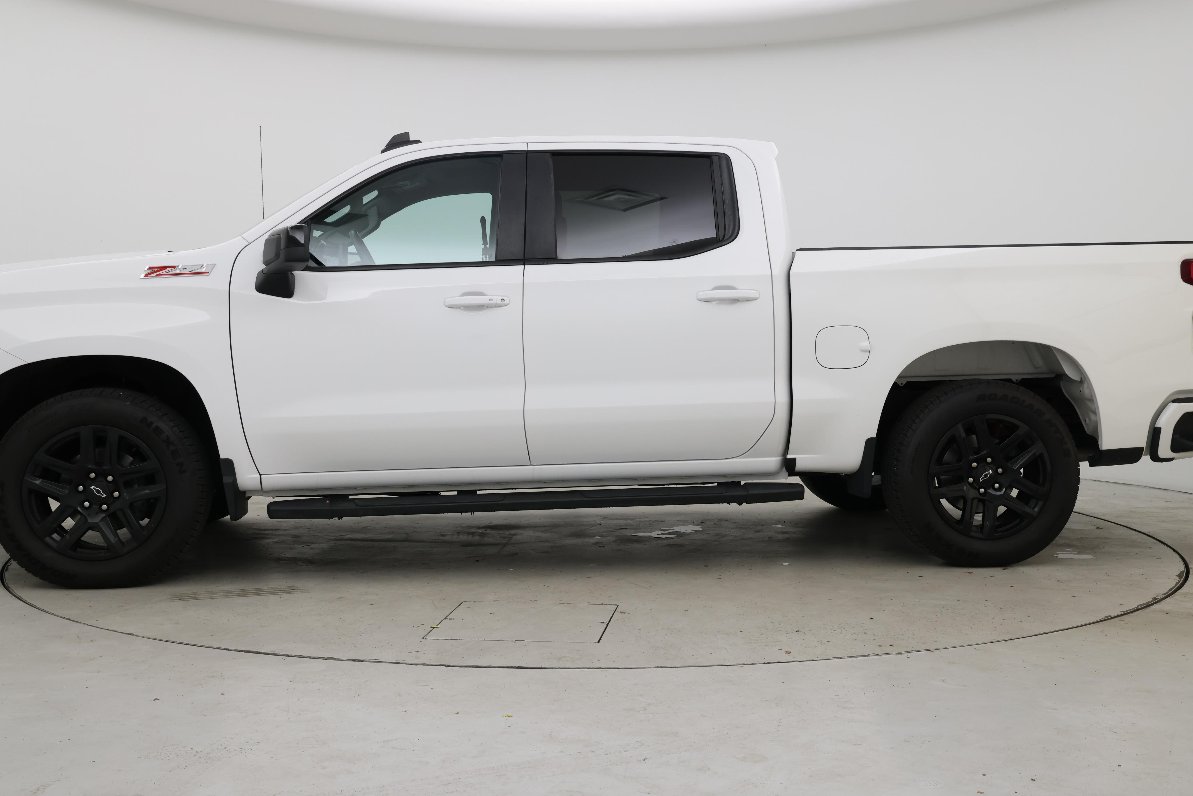 Thumbnail: 2023 Chevrolet Silverado 1500 - 3