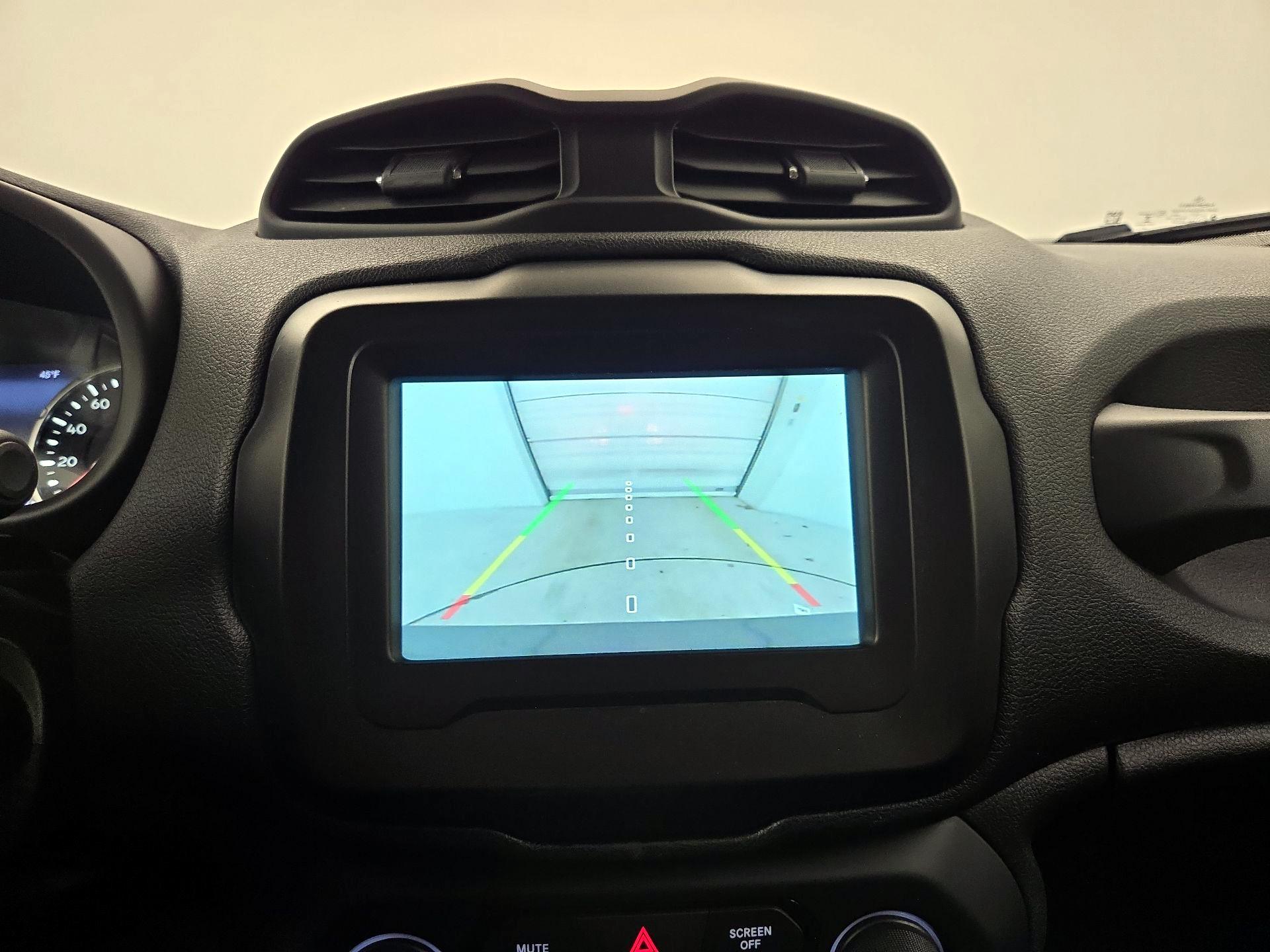 Thumbnail: 2021 Jeep Renegade - 14