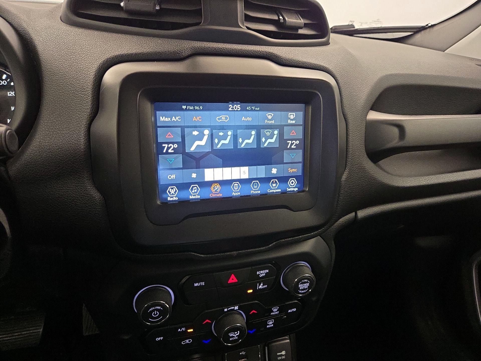 Thumbnail: 2021 Jeep Renegade - 16