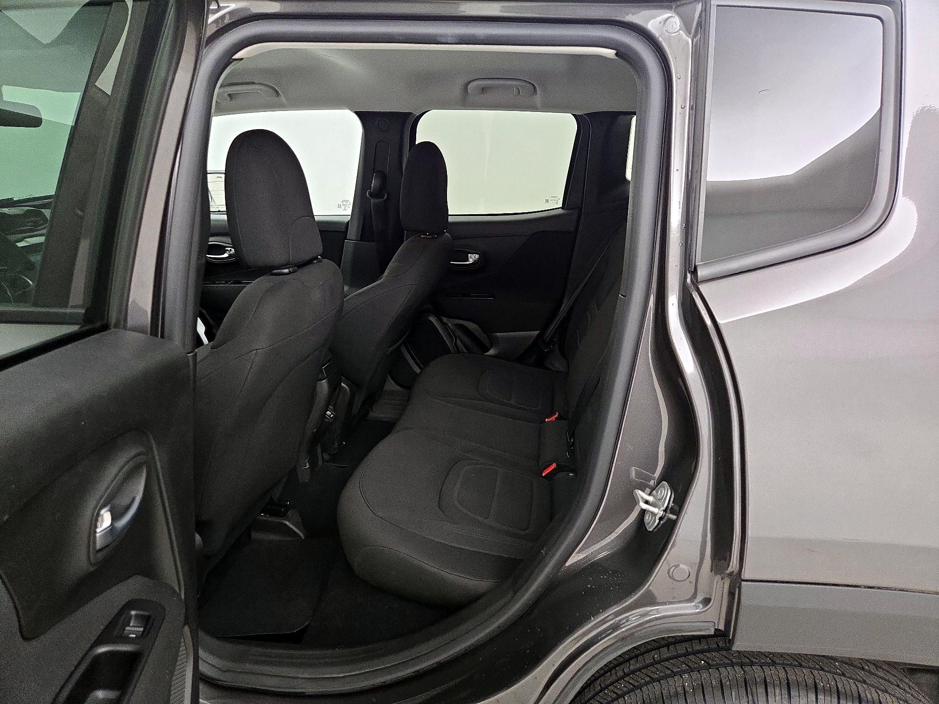 Thumbnail: 2021 Jeep Renegade - 19