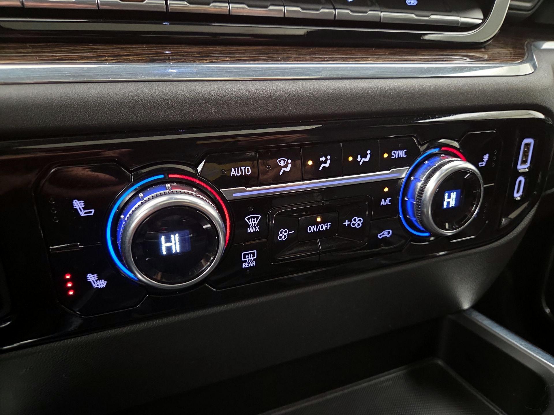 Thumbnail: 2024 GMC Sierra 1500 - 17