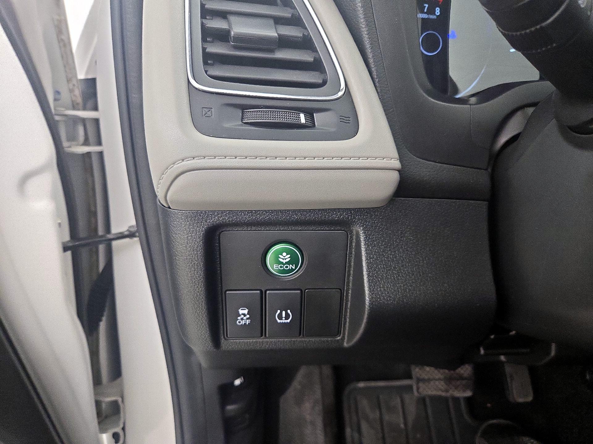 Thumbnail: 2017 Honda HR-V - 13