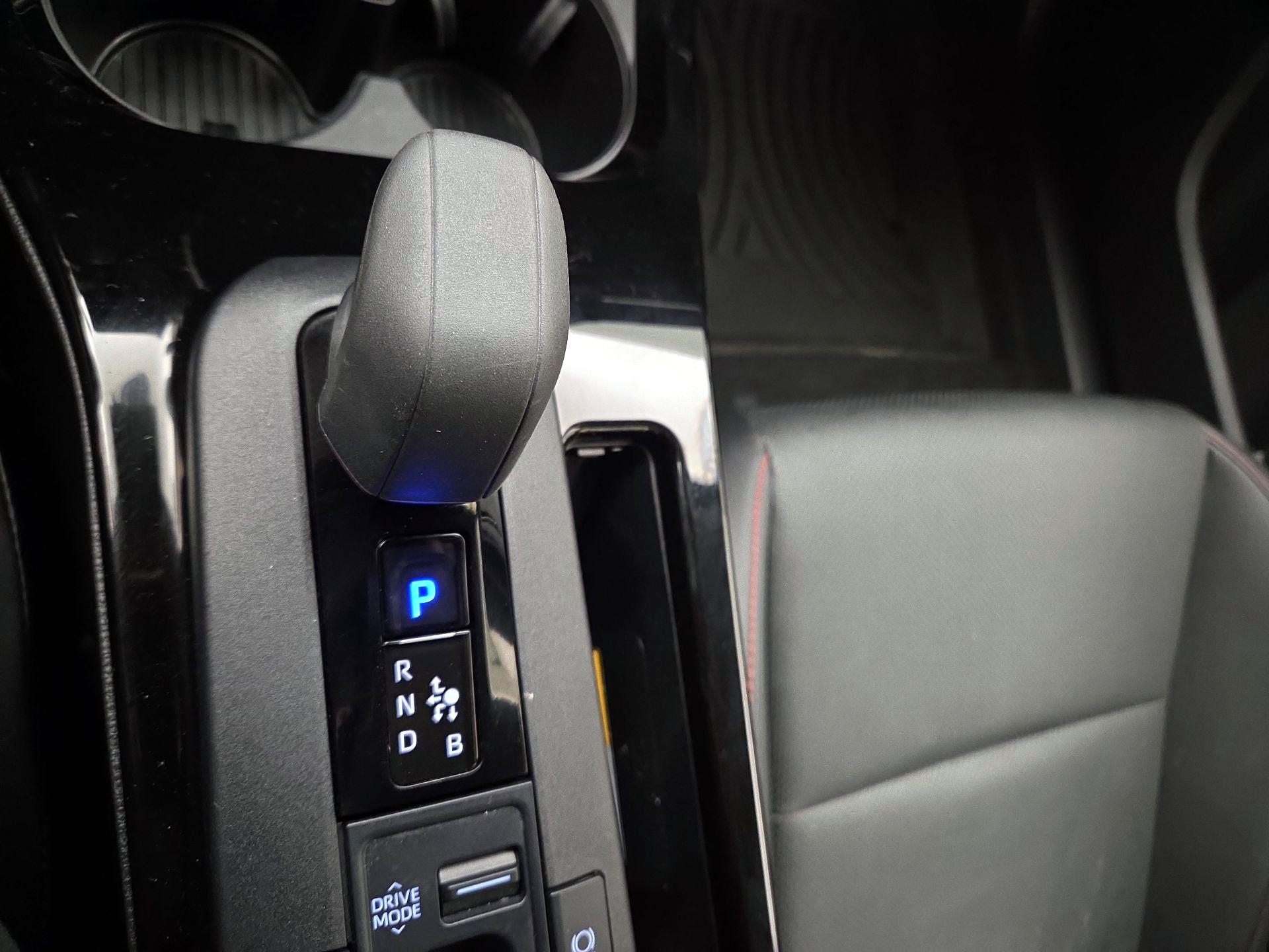 Thumbnail: 2024 Toyota Prius Prime - 17