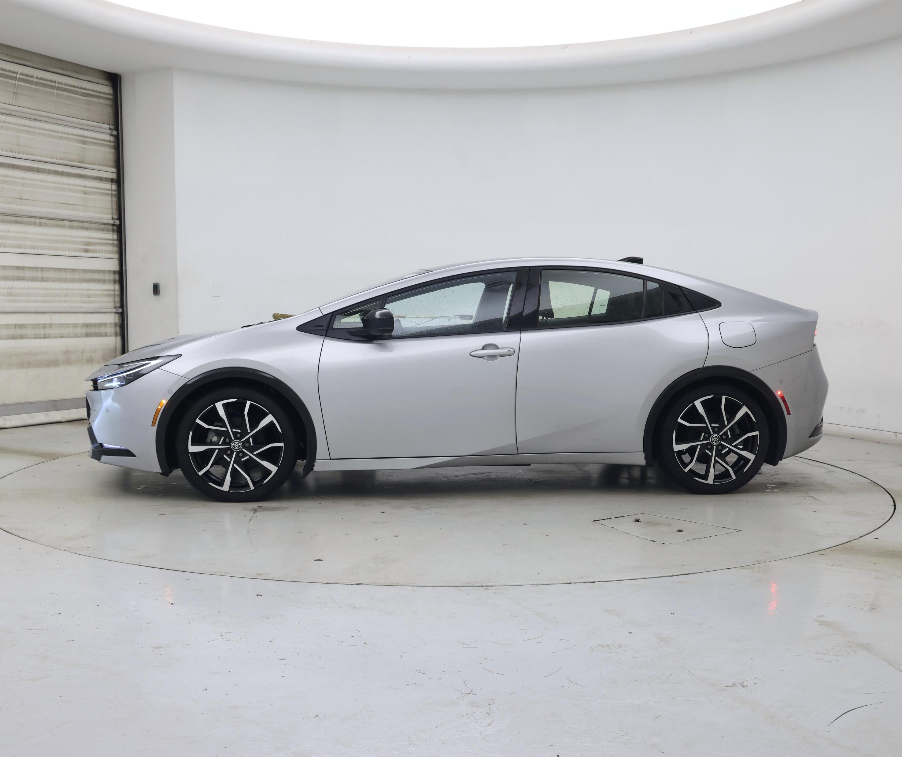 Thumbnail: 2024 Toyota Prius Prime - 3