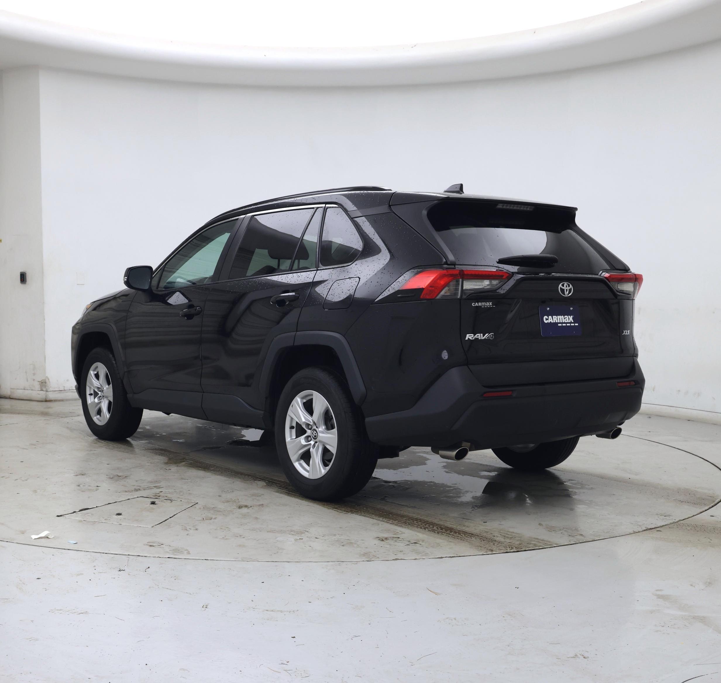 Thumbnail: 2021 Toyota RAV4 - 2