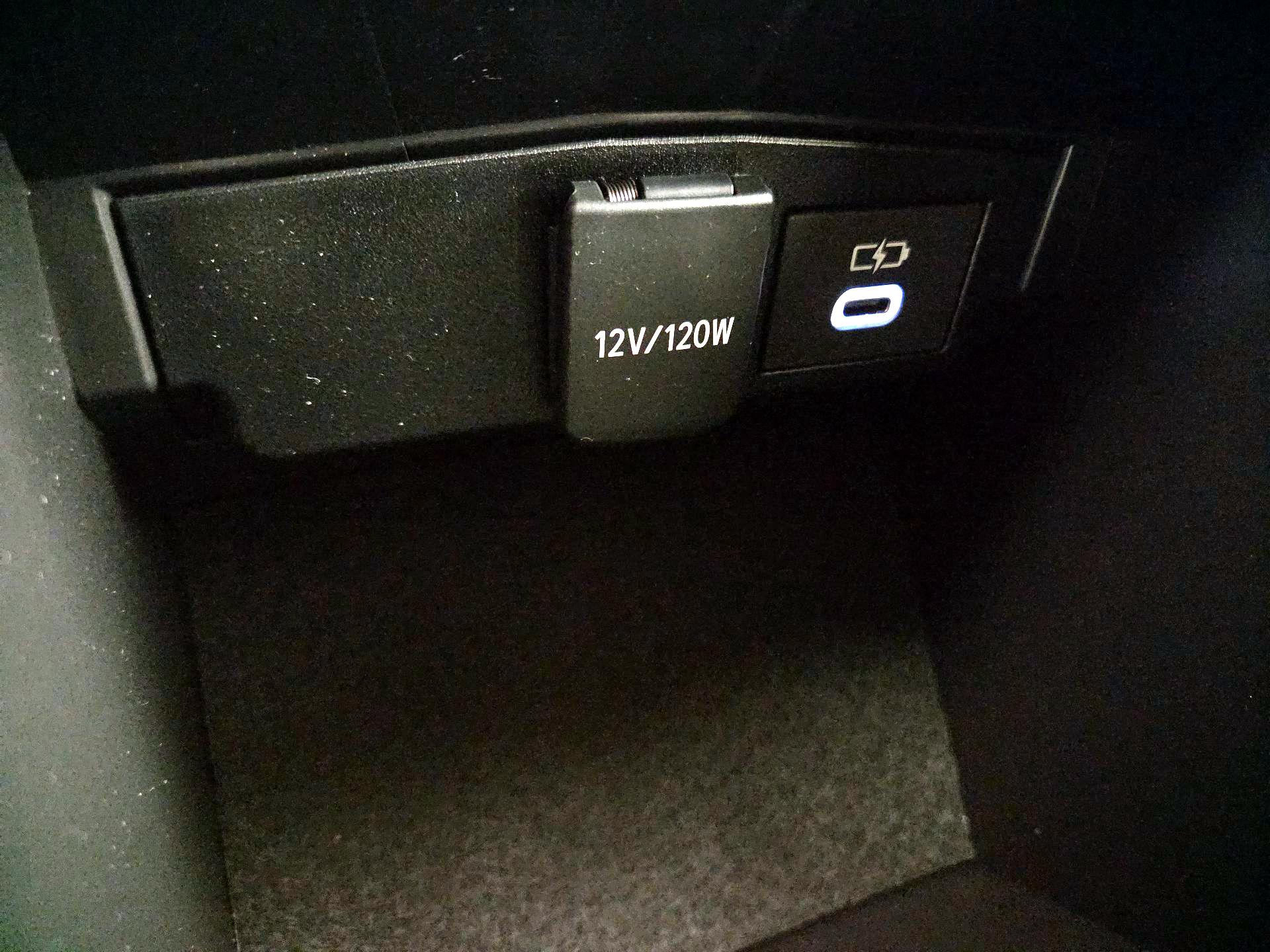 Thumbnail: 2026 Toyota Corolla - 18