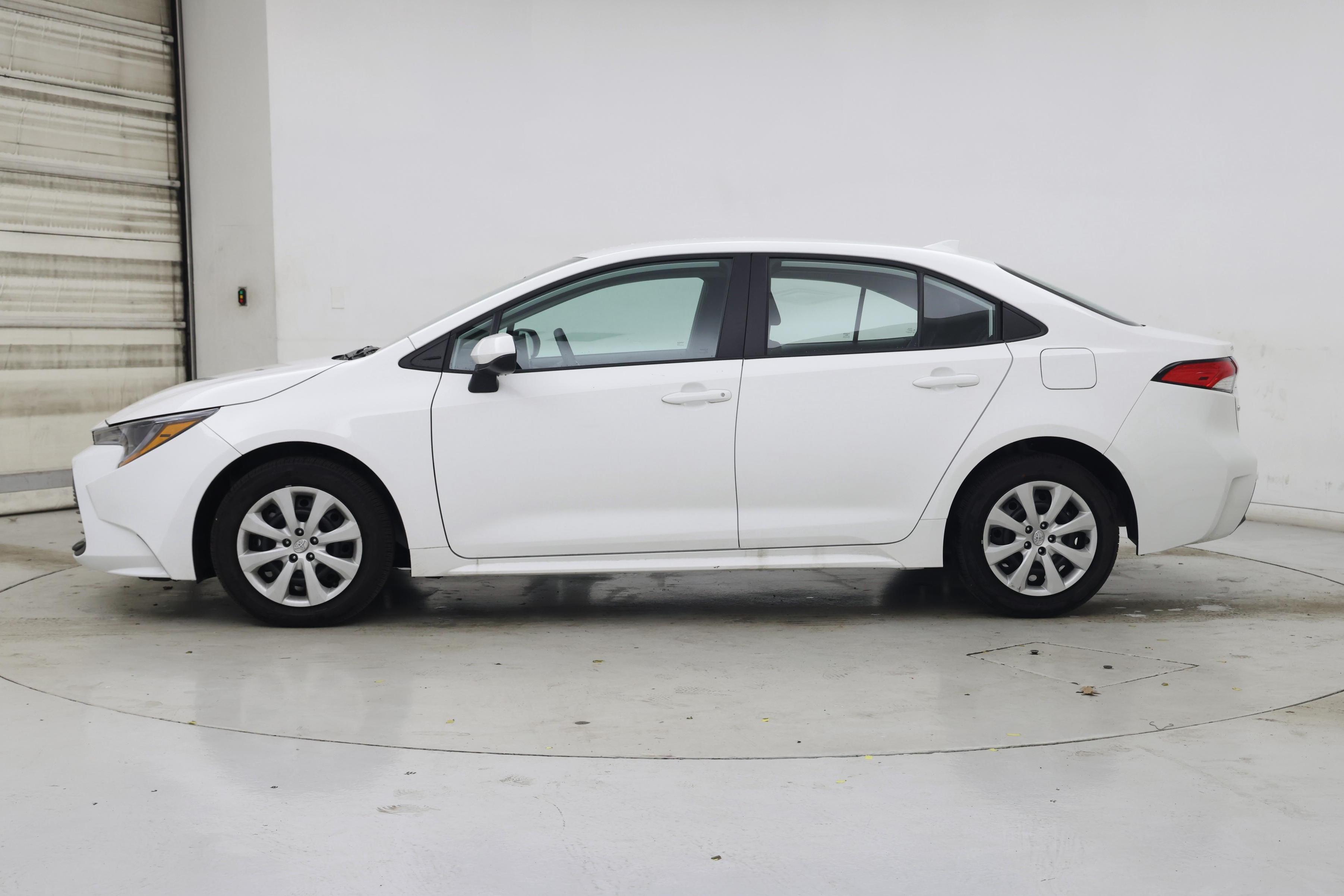 Thumbnail: 2026 Toyota Corolla - 3