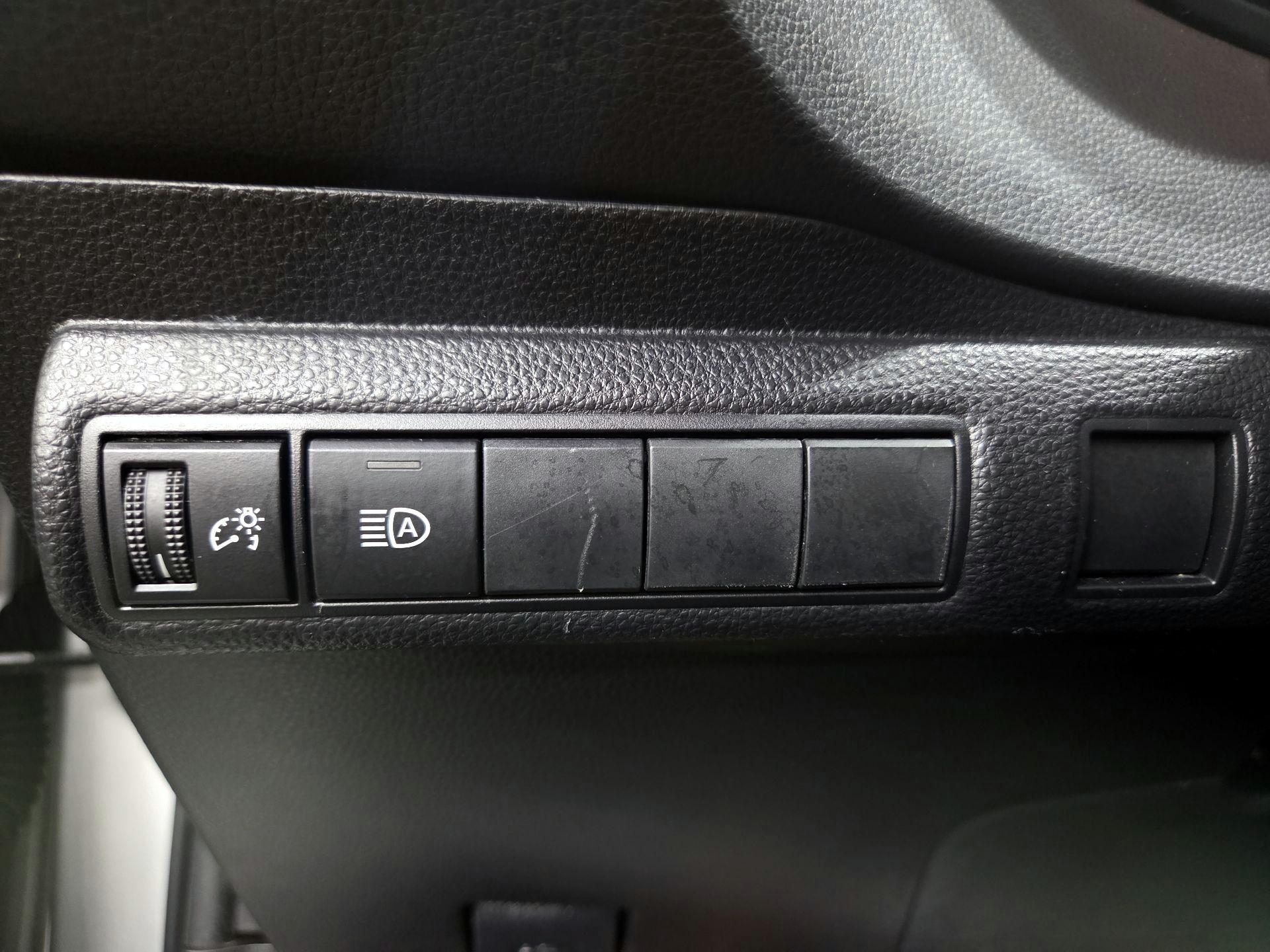 Thumbnail: 2022 Toyota Corolla - 13