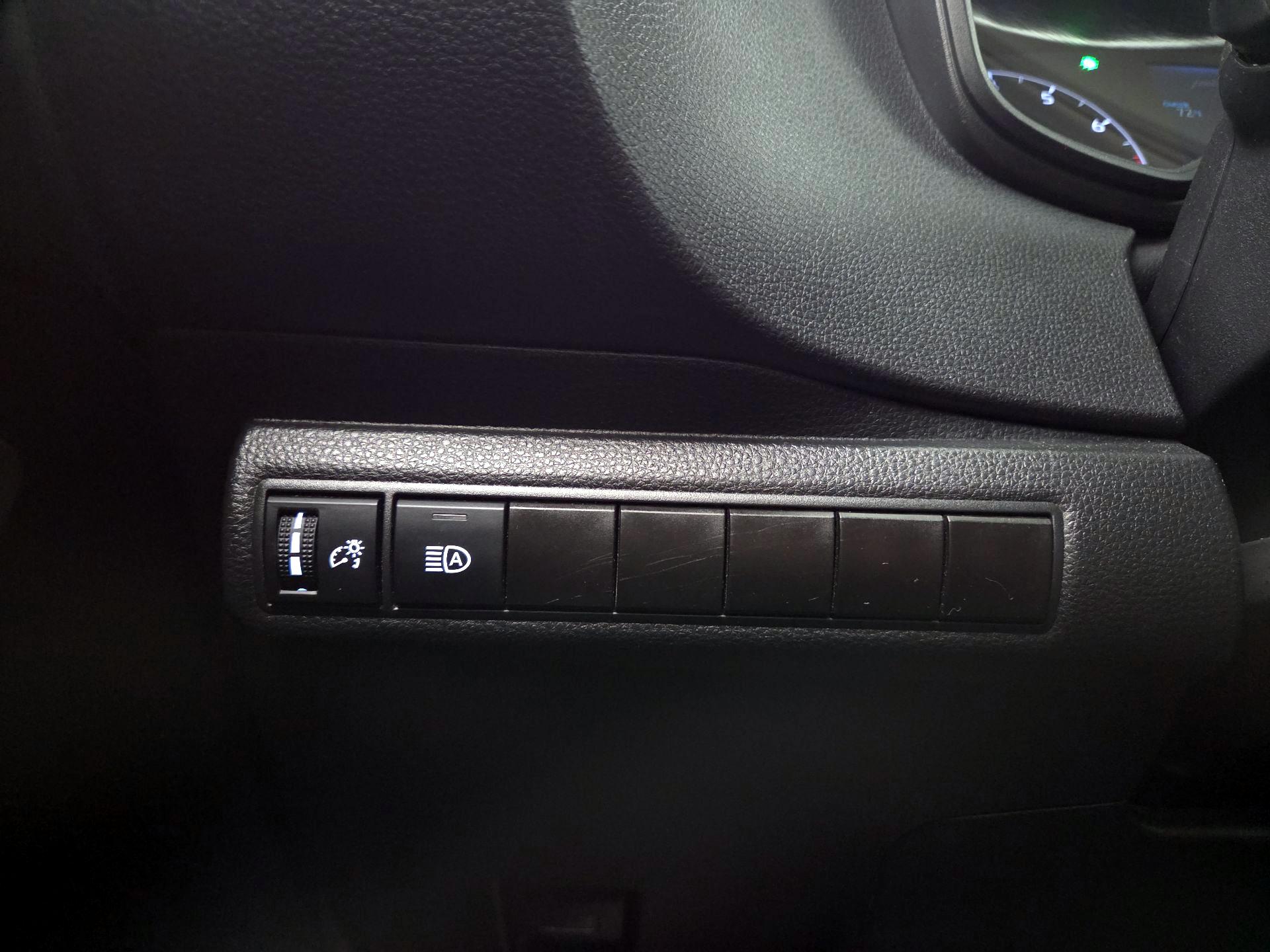 Thumbnail: 2024 Toyota Corolla - 13