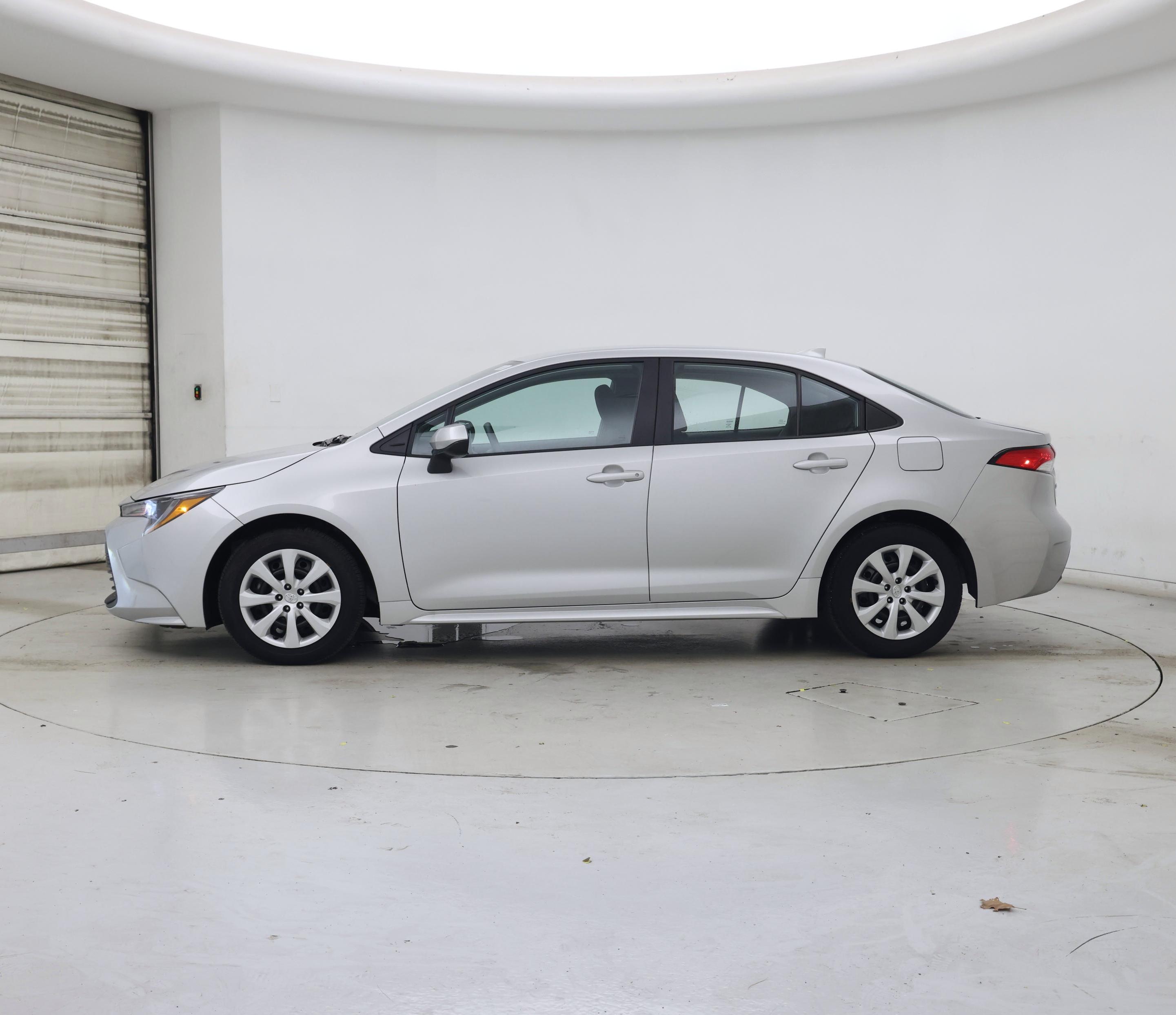 Thumbnail: 2024 Toyota Corolla - 3