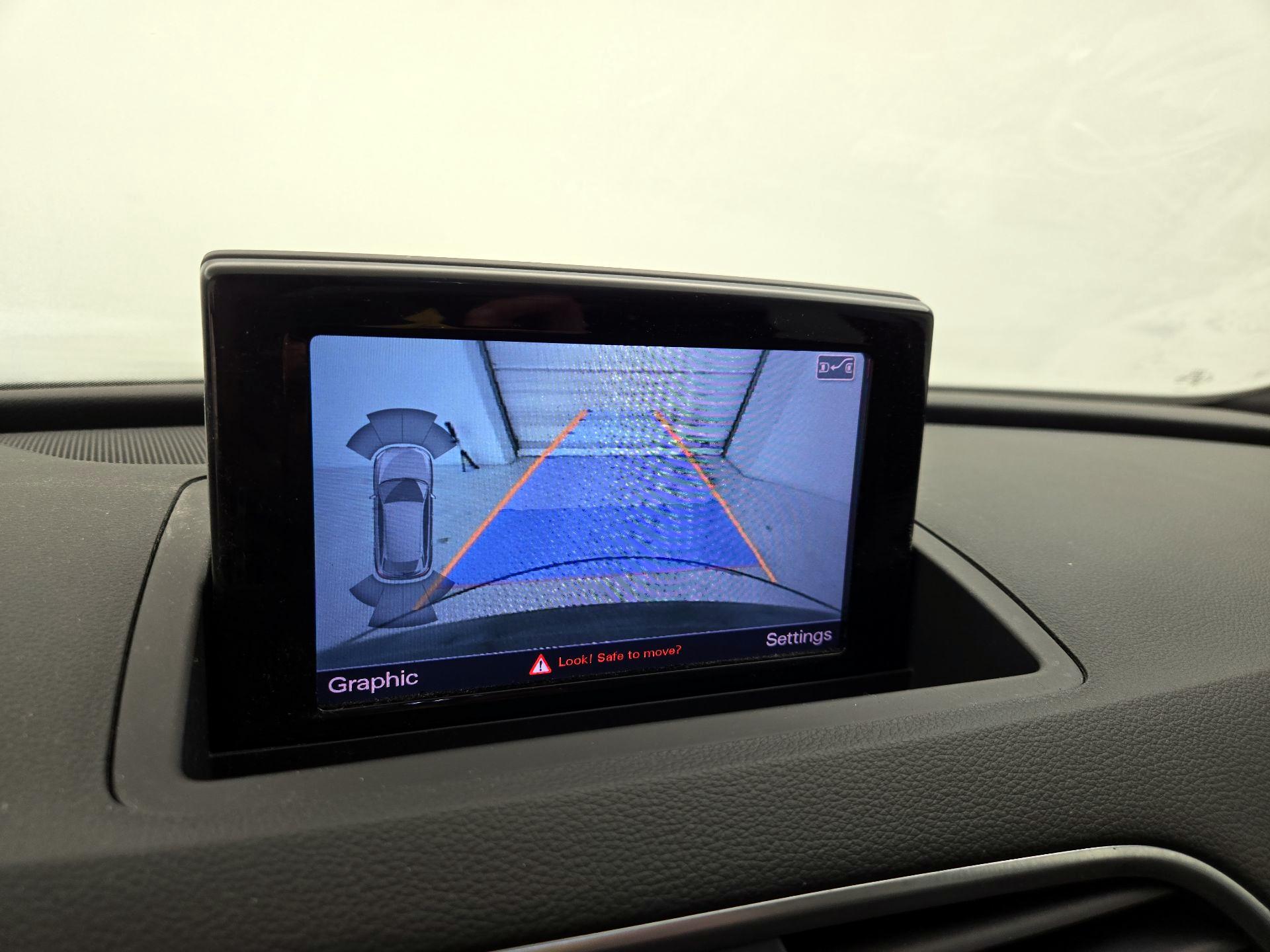 Thumbnail: 2016 Audi Q3 - 15