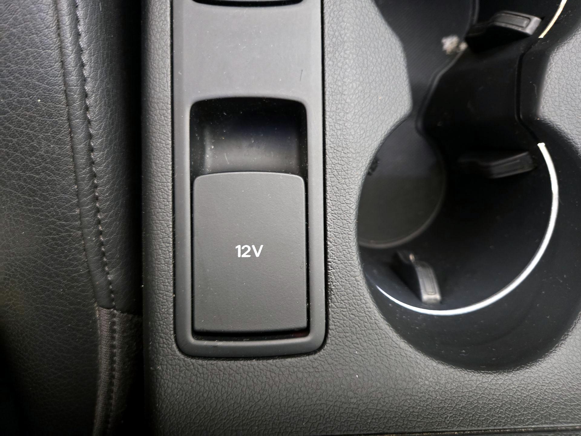 Thumbnail: 2016 Audi Q3 - 19