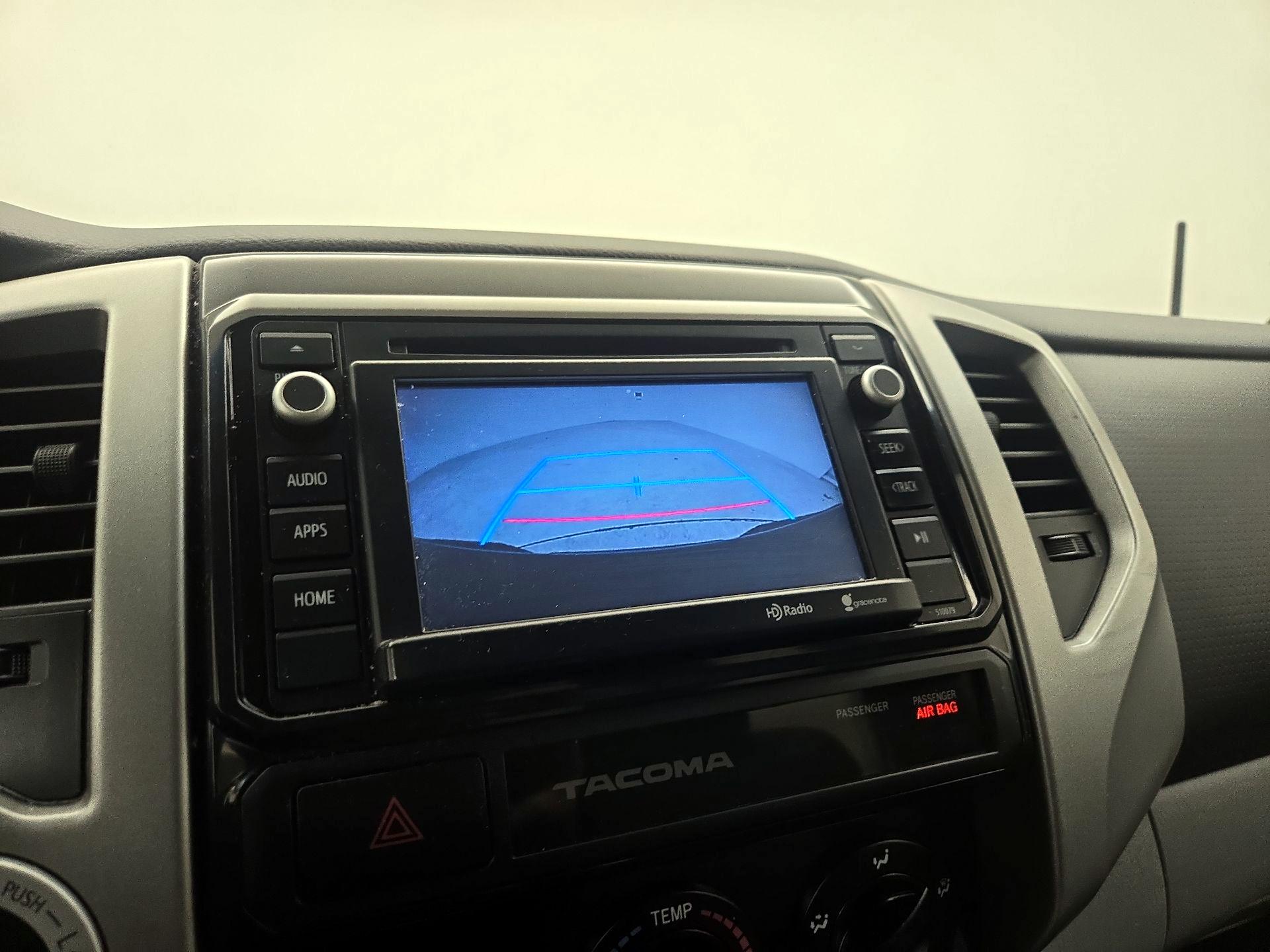 Thumbnail: 2015 Toyota Tacoma - 14