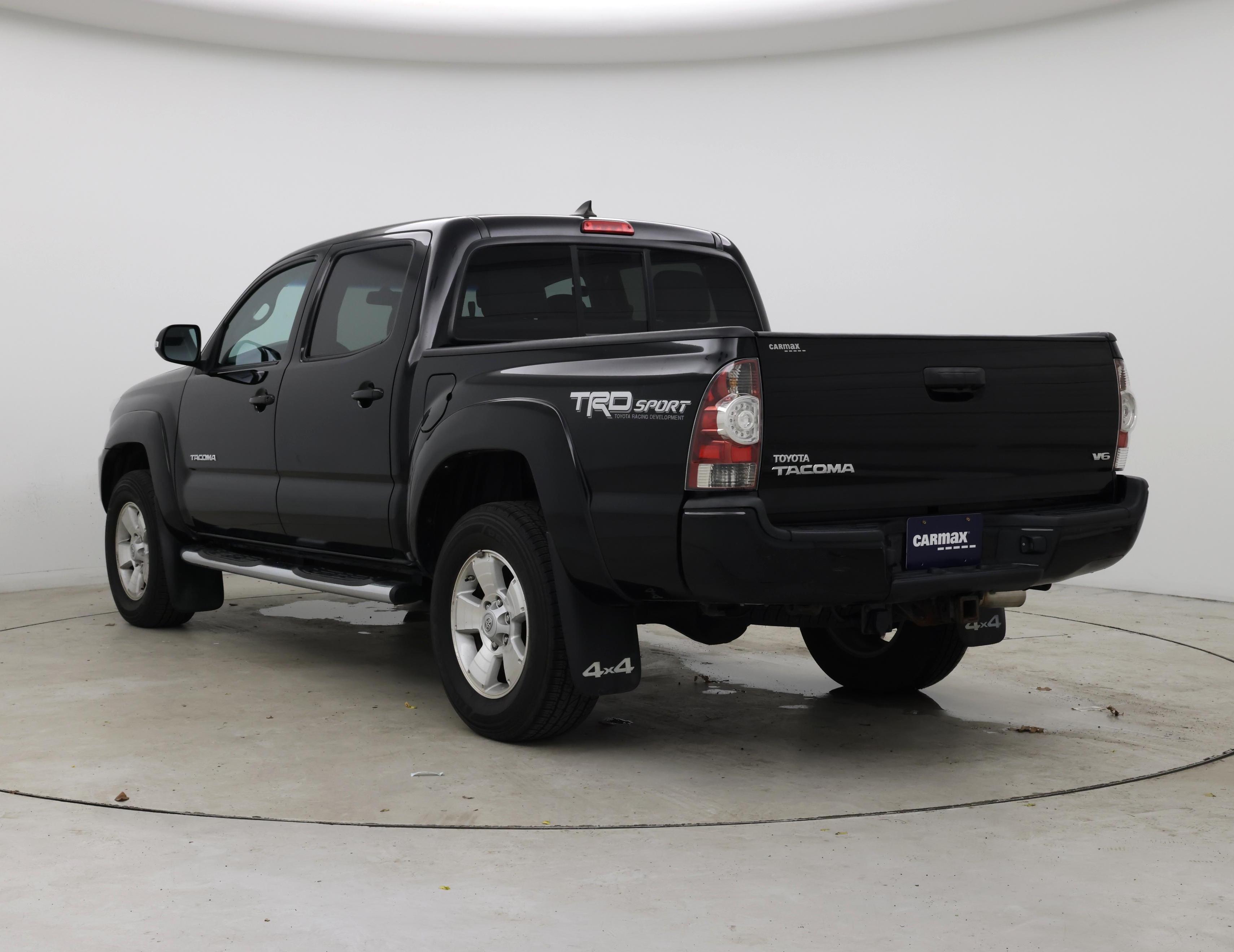 Thumbnail: 2015 Toyota Tacoma - 2