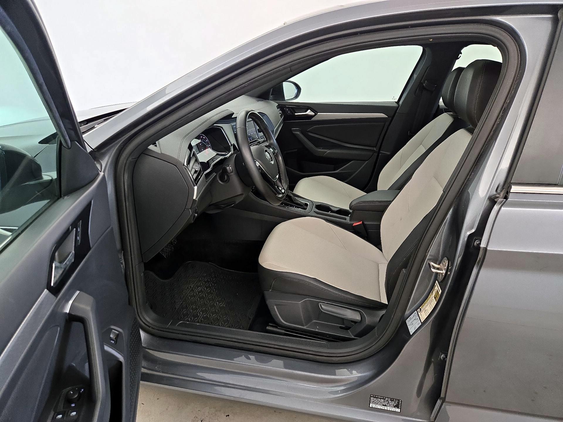 Thumbnail: 2020 Volkswagen Jetta - 11