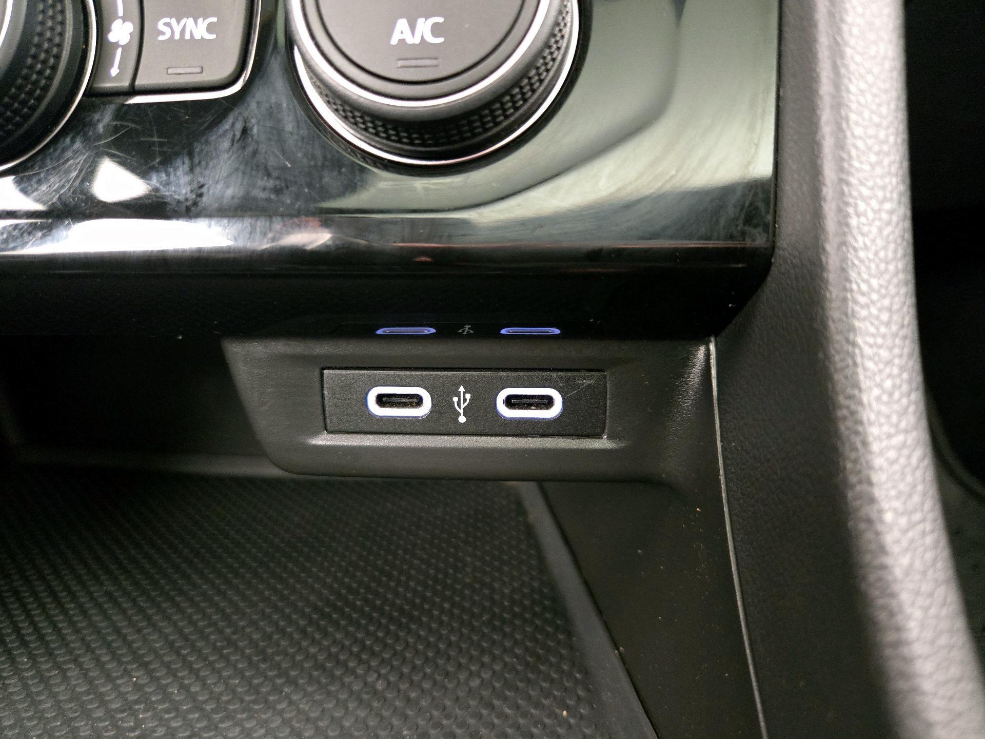 Thumbnail: 2020 Volkswagen Jetta - 18