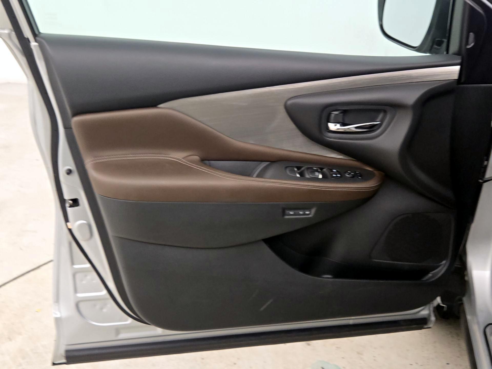 Thumbnail: 2016 Nissan Murano - 12