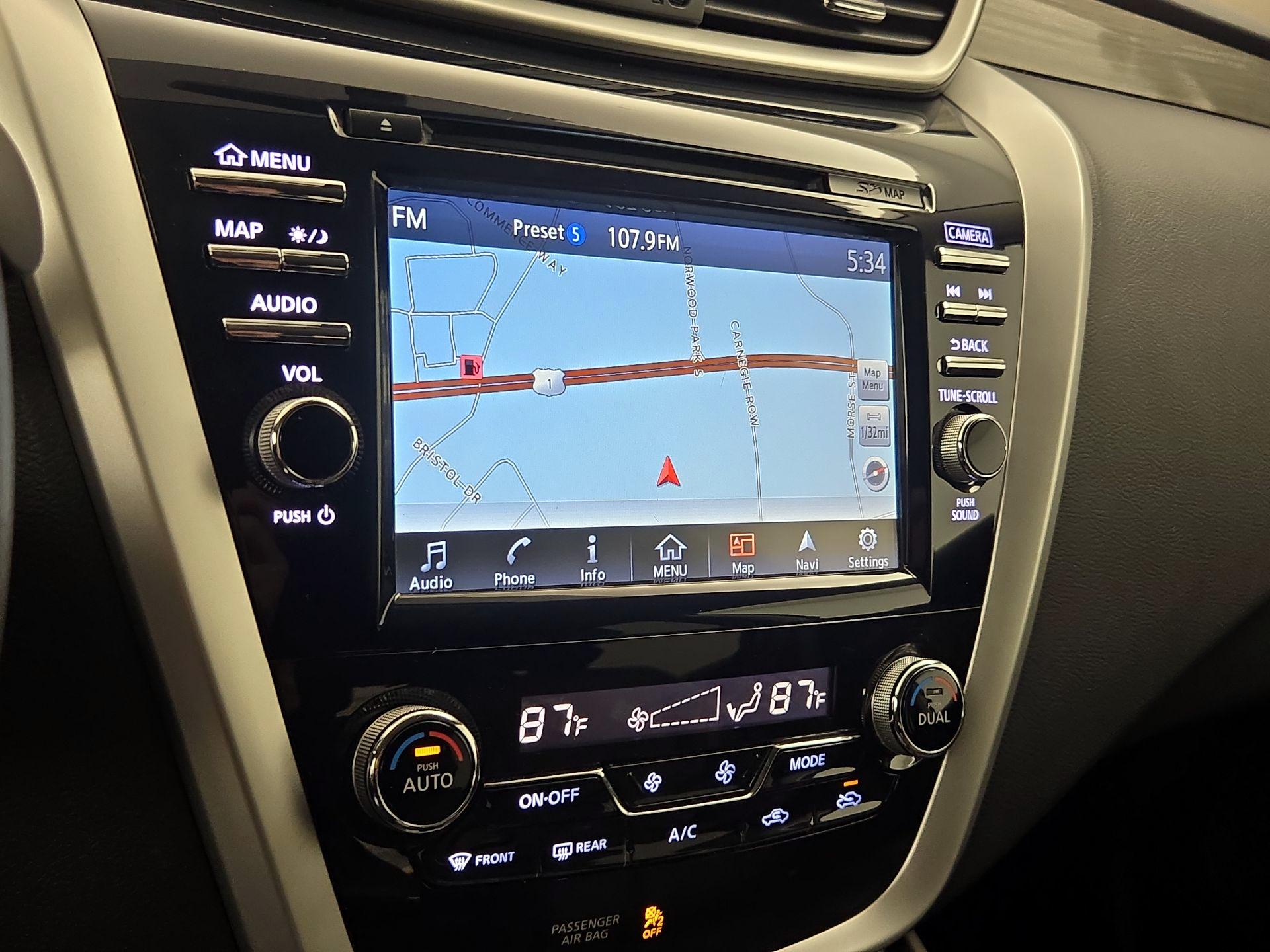 Thumbnail: 2016 Nissan Murano - 14