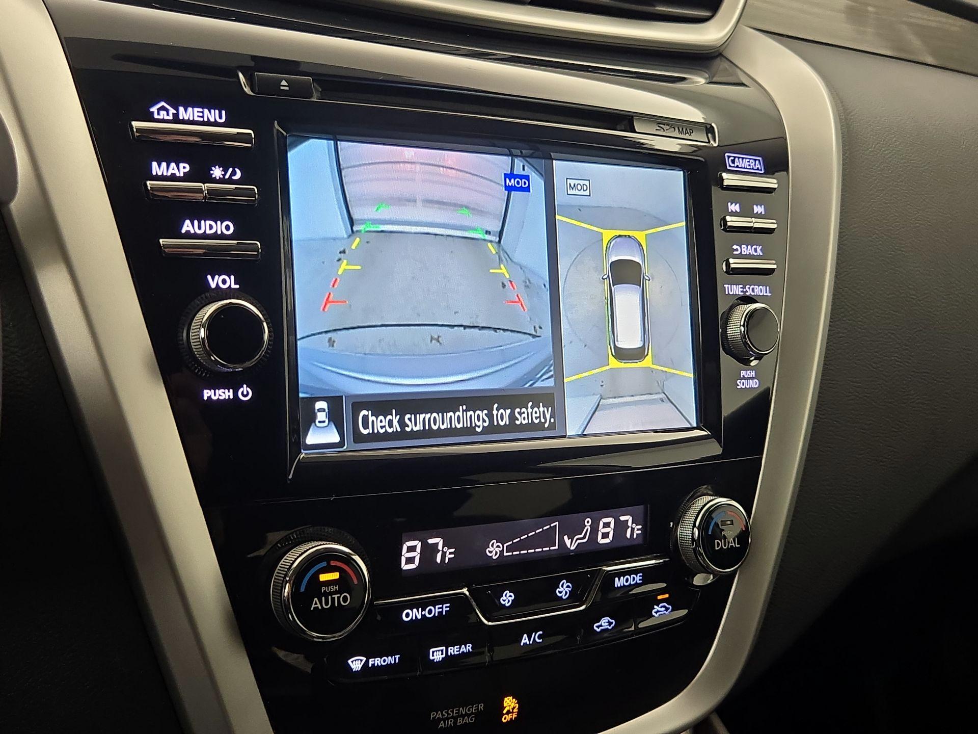 Thumbnail: 2016 Nissan Murano - 15