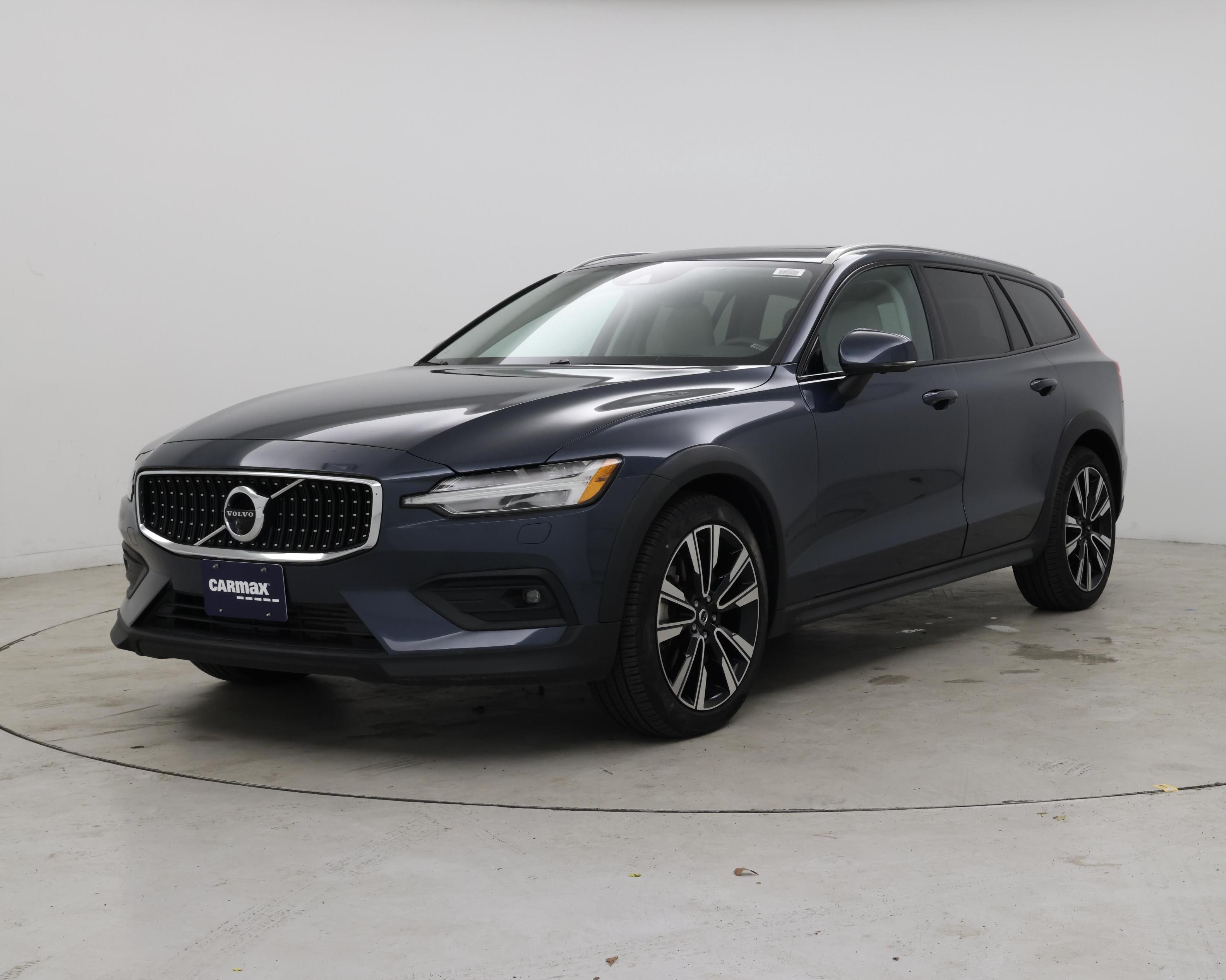Thumbnail: 2022 Volvo S60 - 4