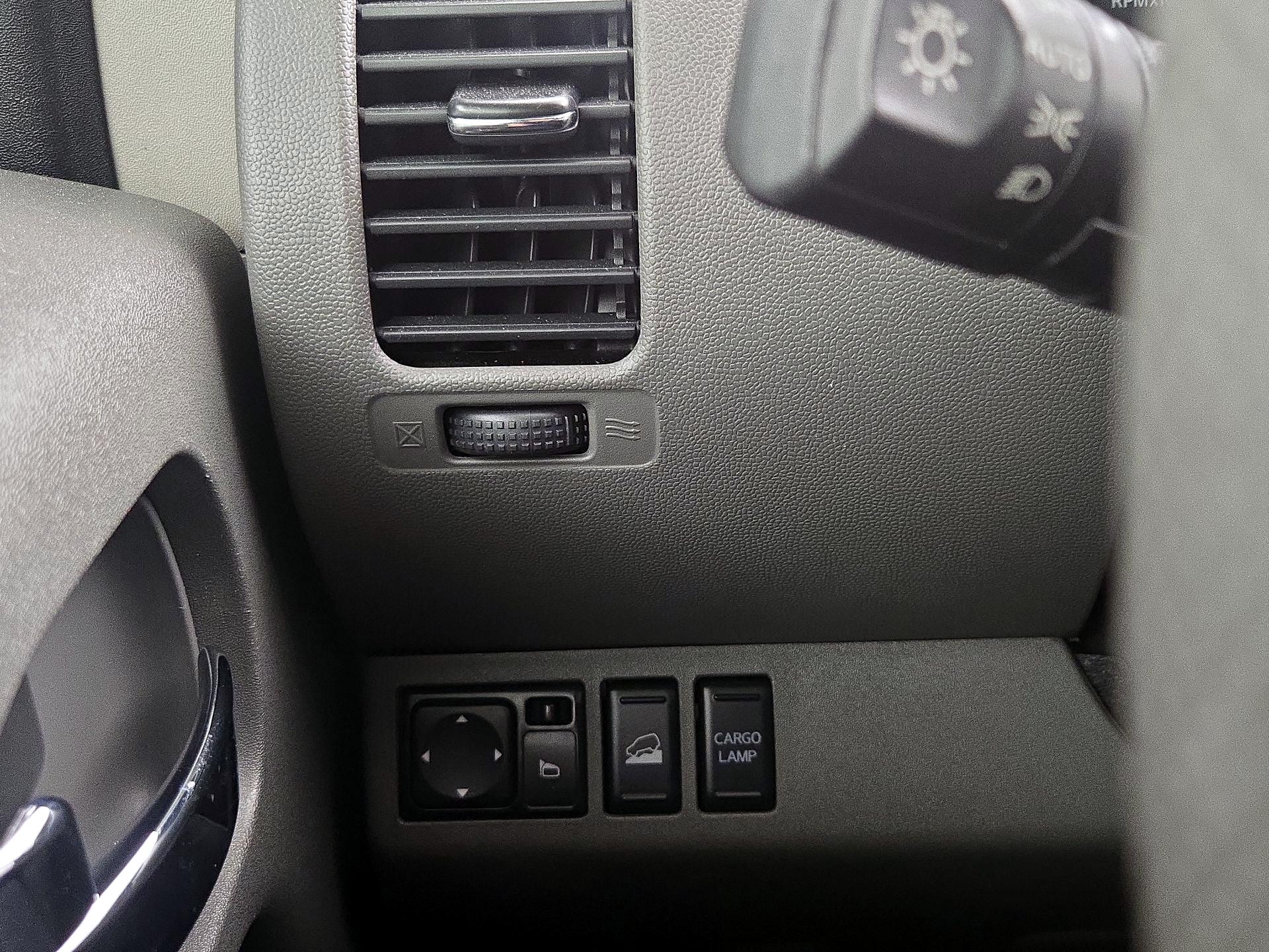 Thumbnail: 2015 Nissan Frontier - 13