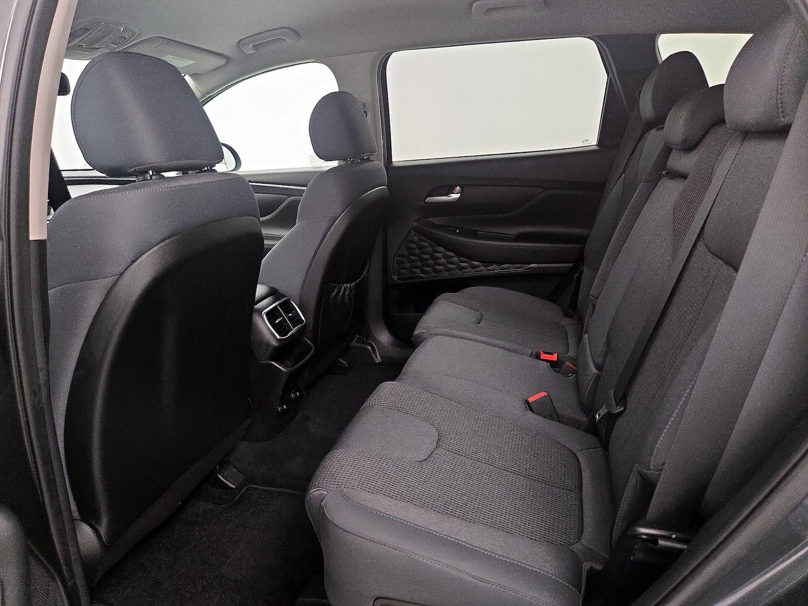 2020 Hyundai Santa Fe SE - Photo 20