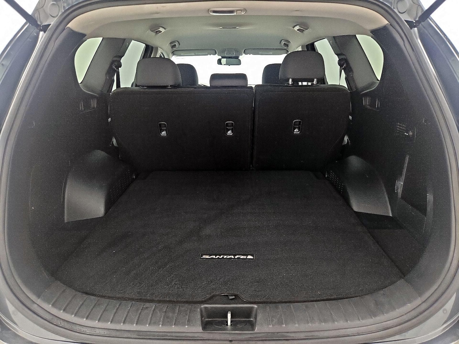 2020 Hyundai Santa Fe SE - Photo 21