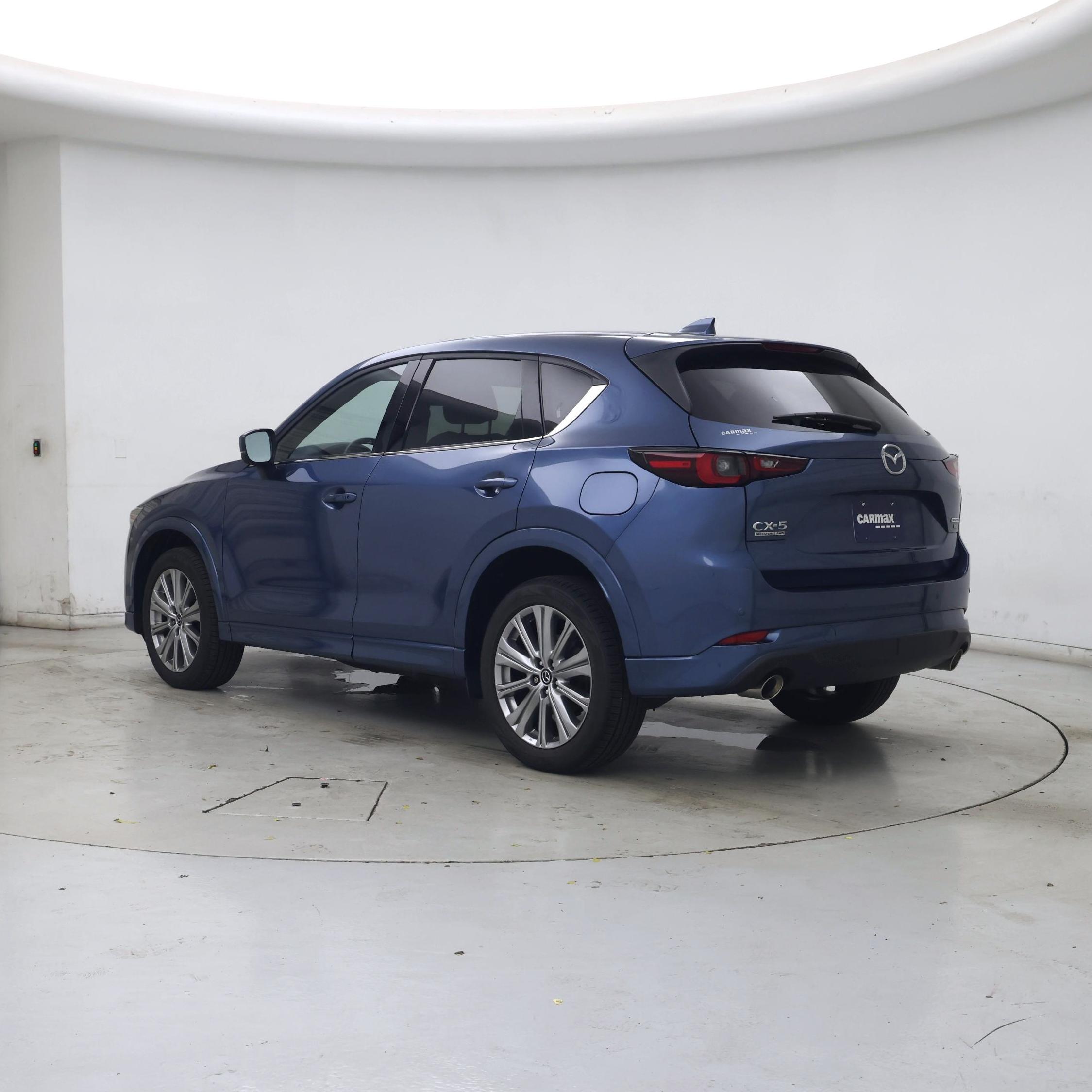 Thumbnail: 2022 Mazda CX-5 - 2