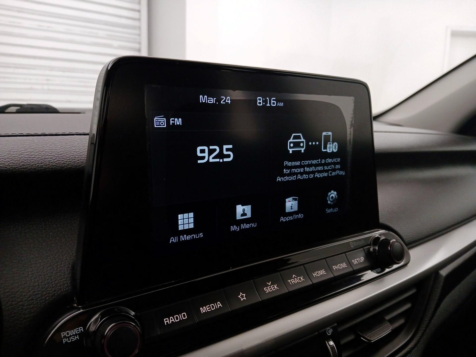 Thumbnail: 2019 Kia Forte - 15