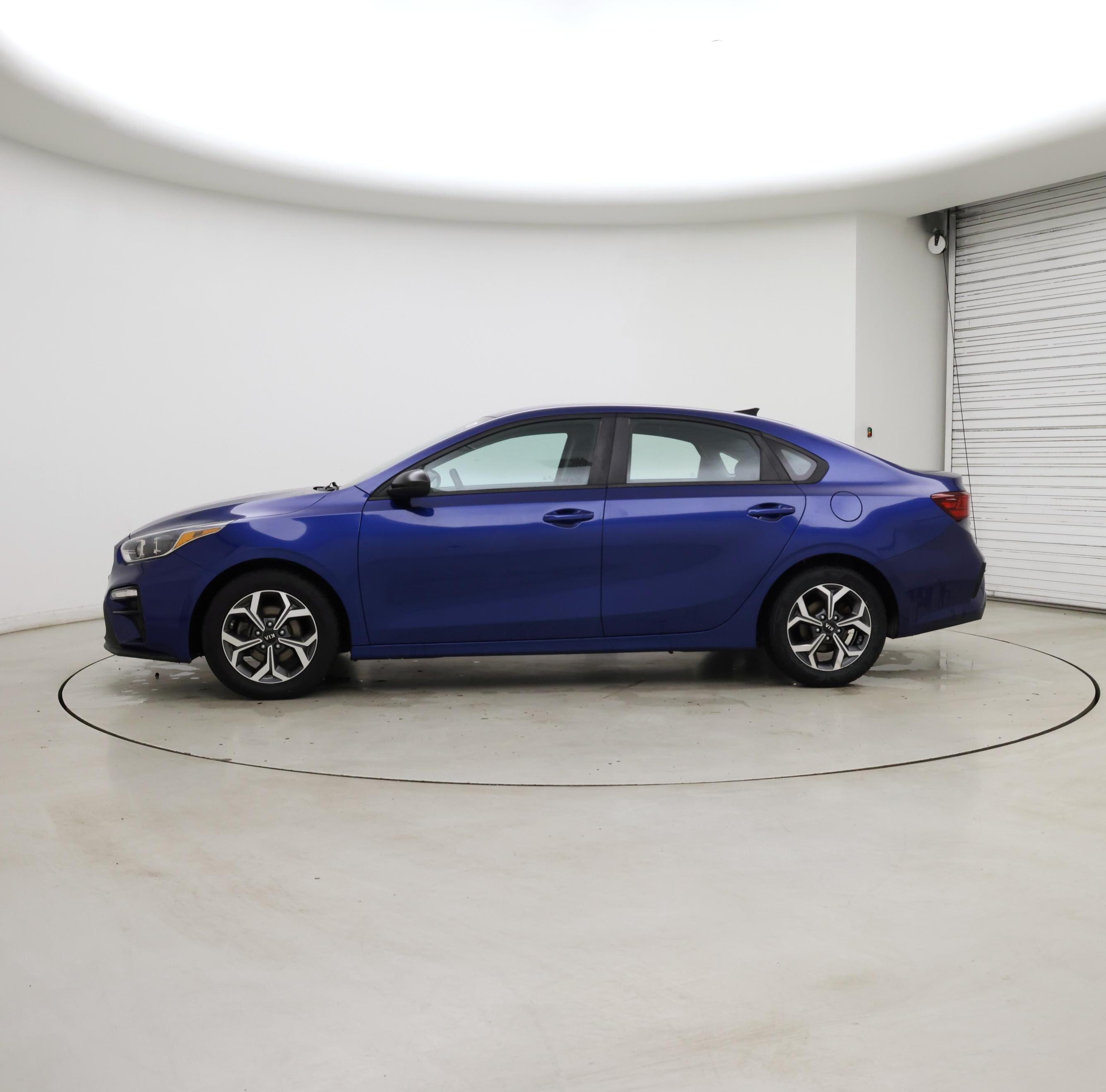 Thumbnail: 2019 Kia Forte - 3