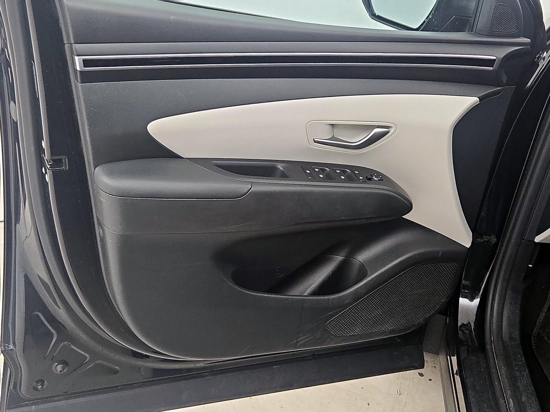 Thumbnail: 2023 Hyundai Tucson - 12