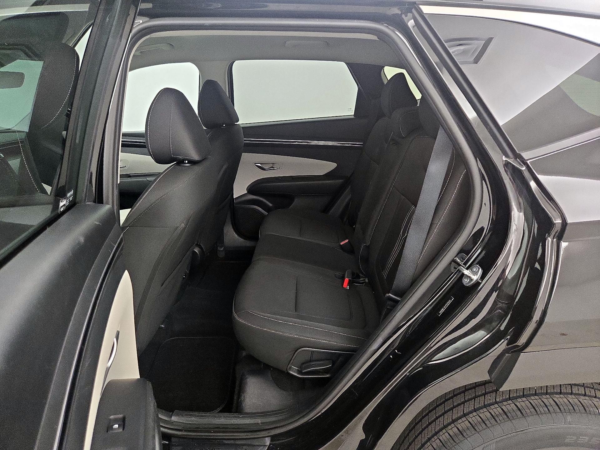 Thumbnail: 2023 Hyundai Tucson - 19