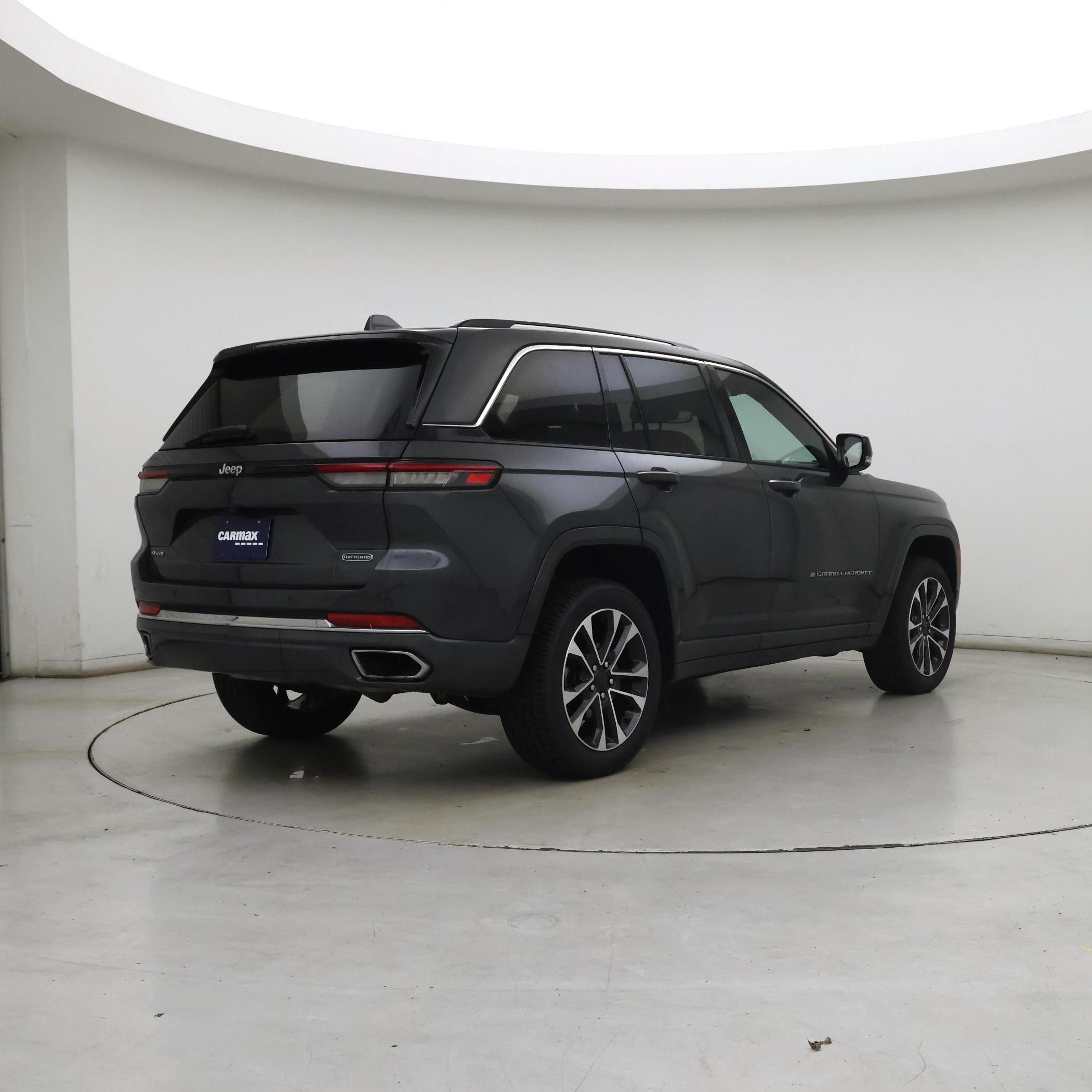 Thumbnail: 2022 Jeep Grand Cherokee - 8