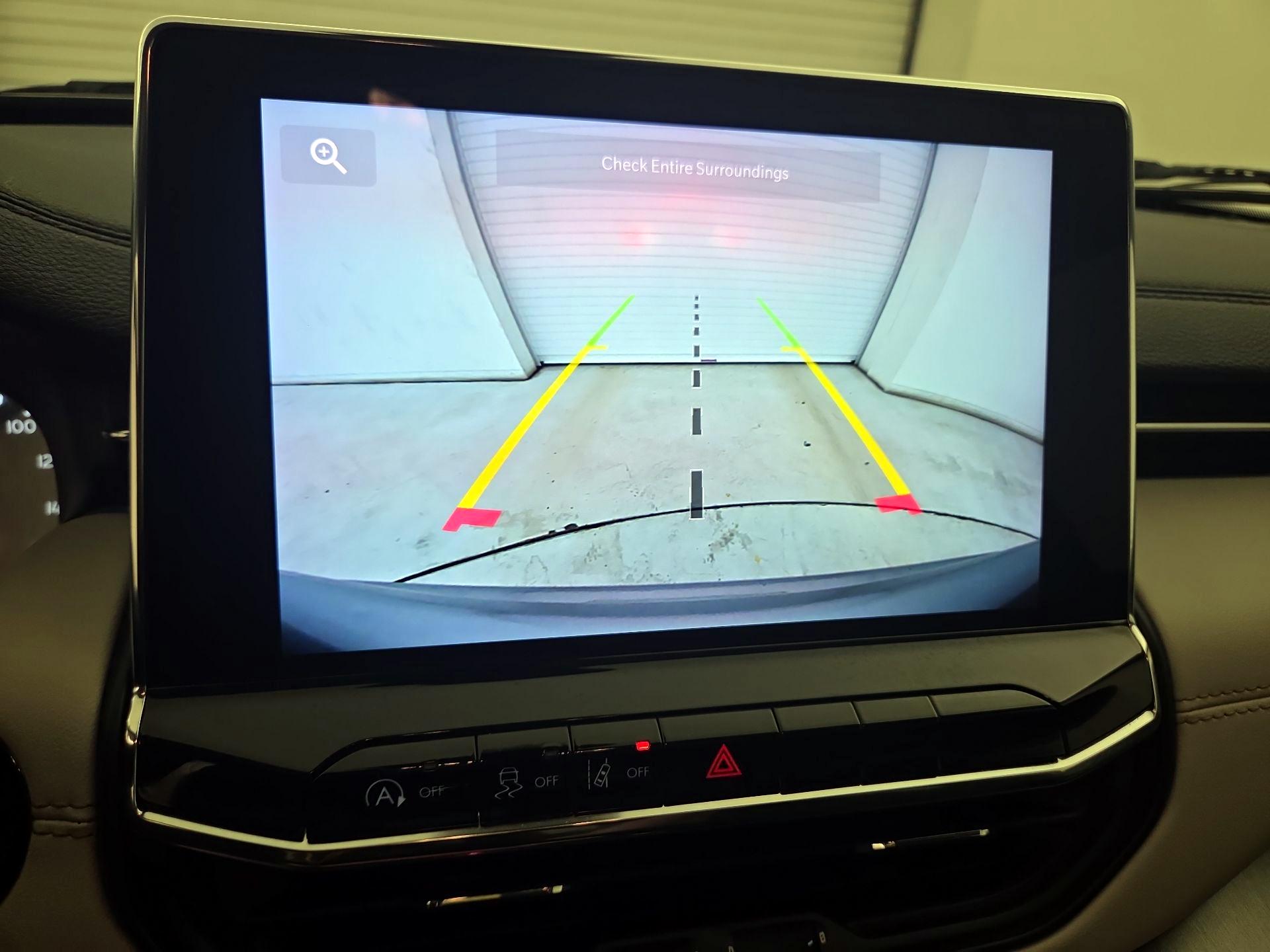 Thumbnail: 2022 Jeep Compass - 13