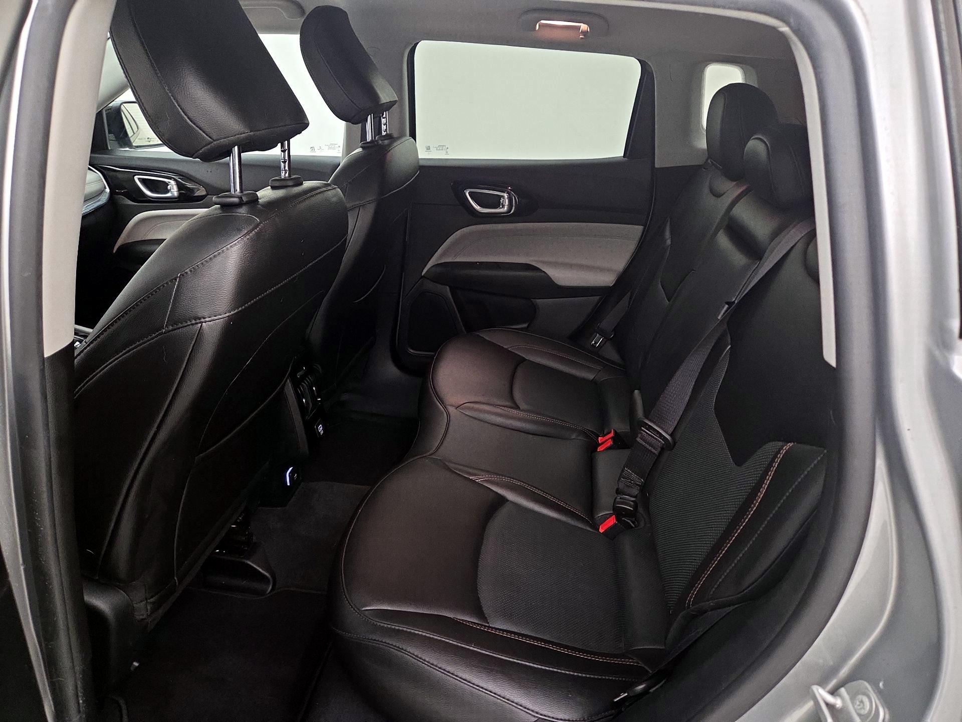 Thumbnail: 2022 Jeep Compass - 18