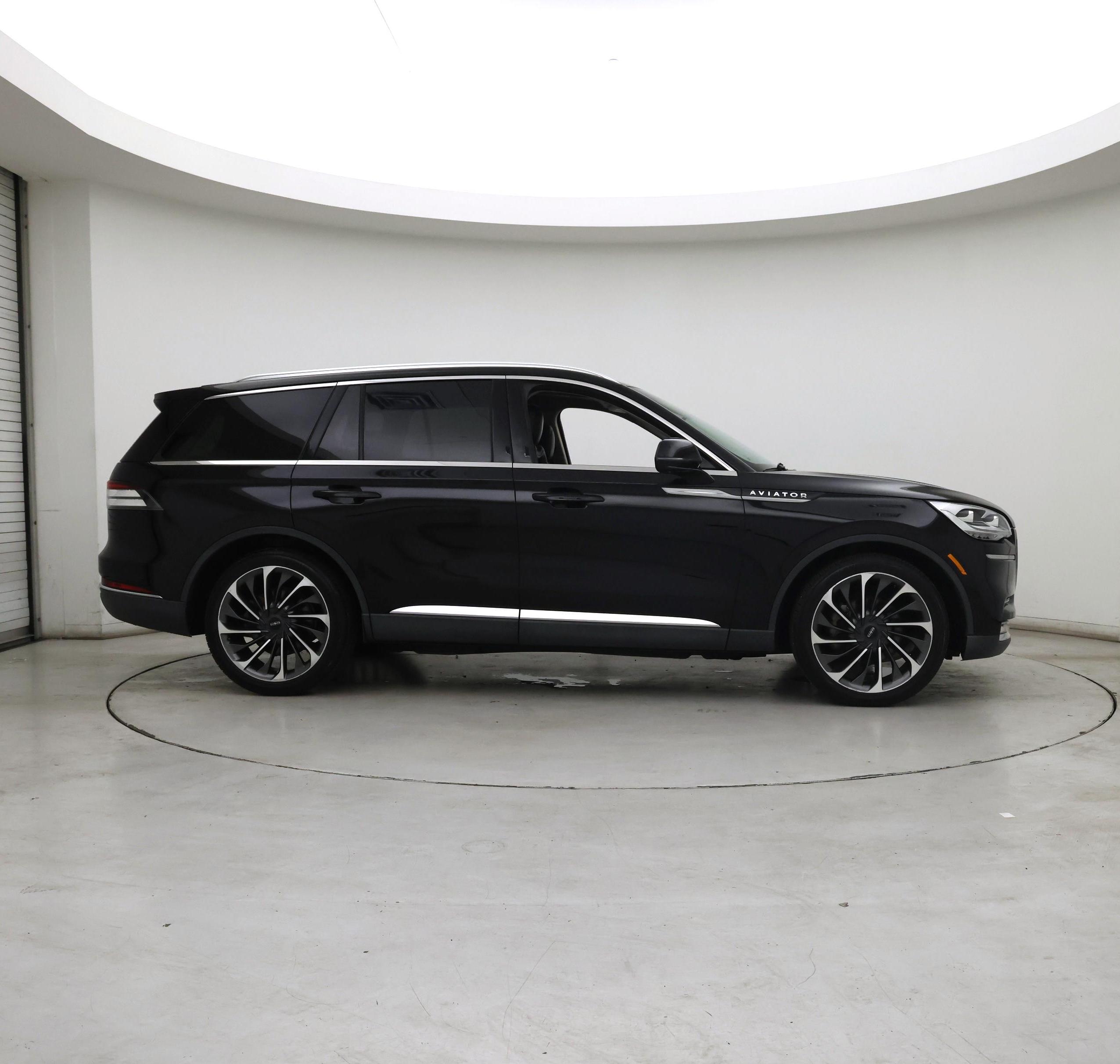 Thumbnail: 2020 Lincoln Aviator - 7