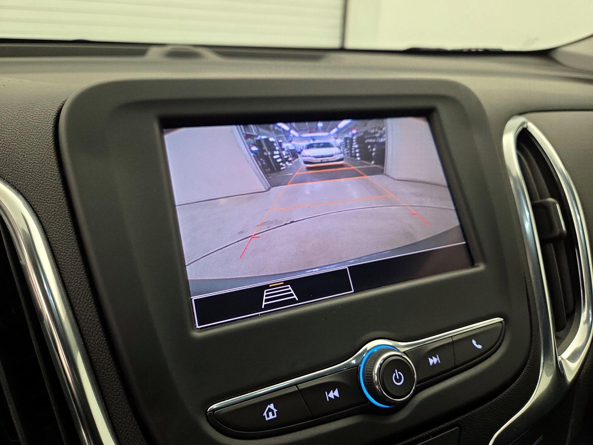 Thumbnail: 2023 Chevrolet Equinox - 14