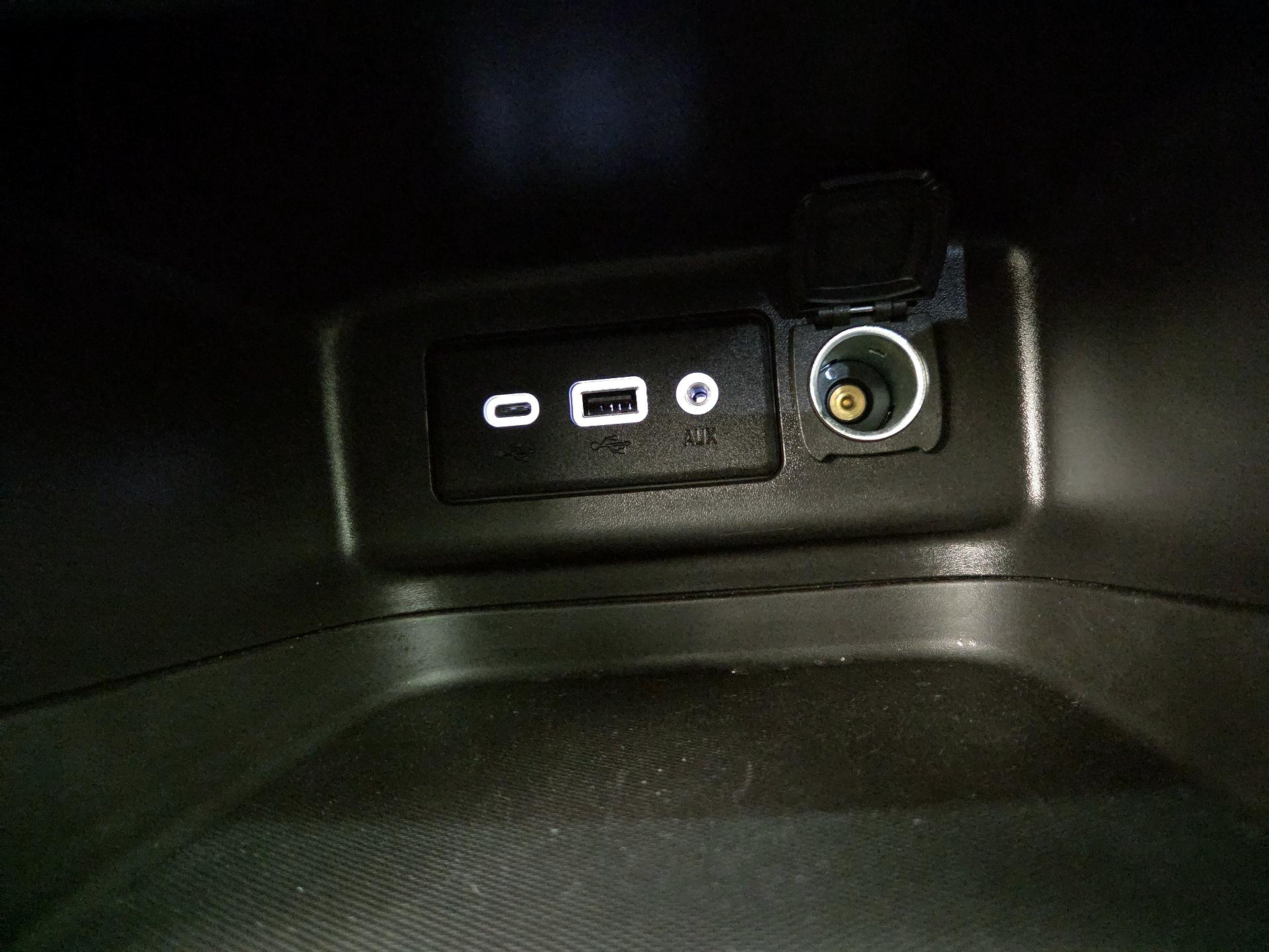 Thumbnail: 2023 Chevrolet Equinox - 18