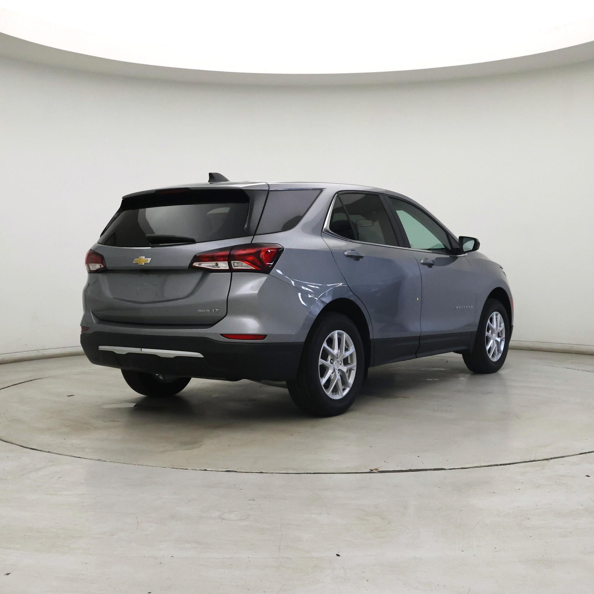 Thumbnail: 2023 Chevrolet Equinox - 8